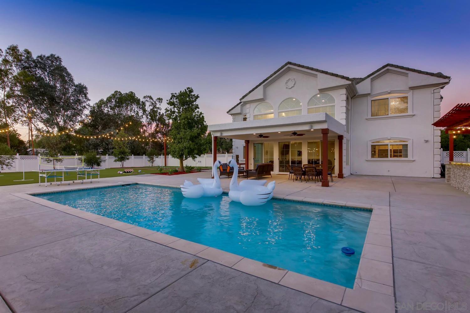 Detail Gallery Image 51 of 68 For Avenida Ascencion, Temecula,  CA 92592 - 7 Beds | 5/1 Baths