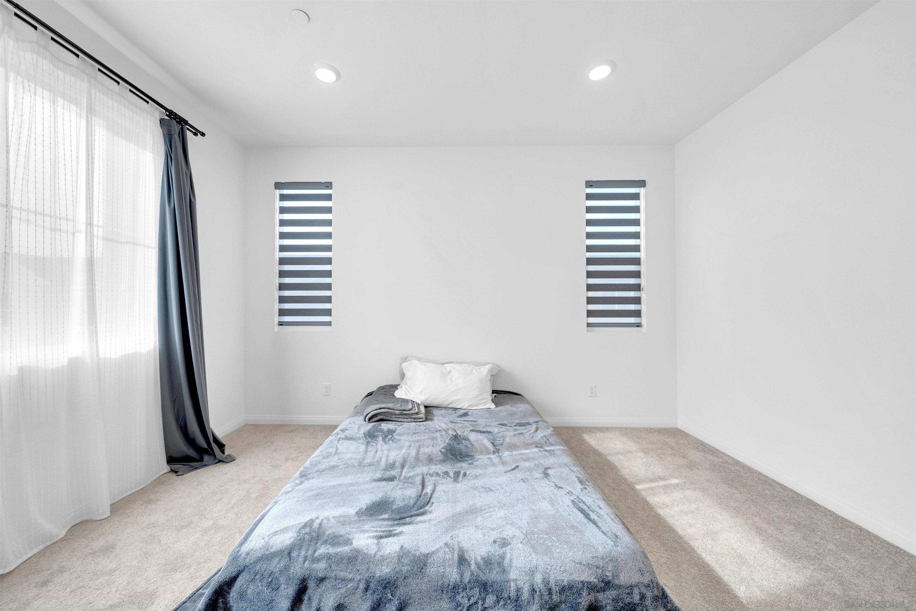 Detail Gallery Image 23 of 29 For 2027 Bluestone  Circle, Chula Vista,  CA 91913 - 4 Beds | 2/1 Baths