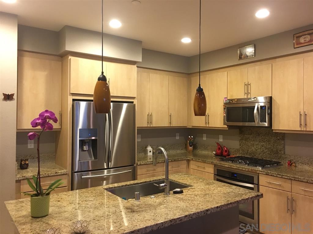 Front Image Thumbnail for SD240001336