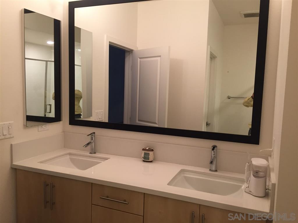 Detail Gallery Image 12 of 28 For 1660  Fairlead Ave, Carlsbad,  CA 92011 - 3 Beds | 2/1 Baths