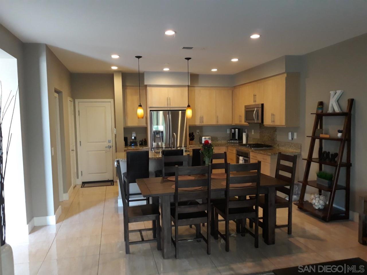 Detail Gallery Image 26 of 28 For 1660  Fairlead Ave, Carlsbad,  CA 92011 - 3 Beds | 2/1 Baths