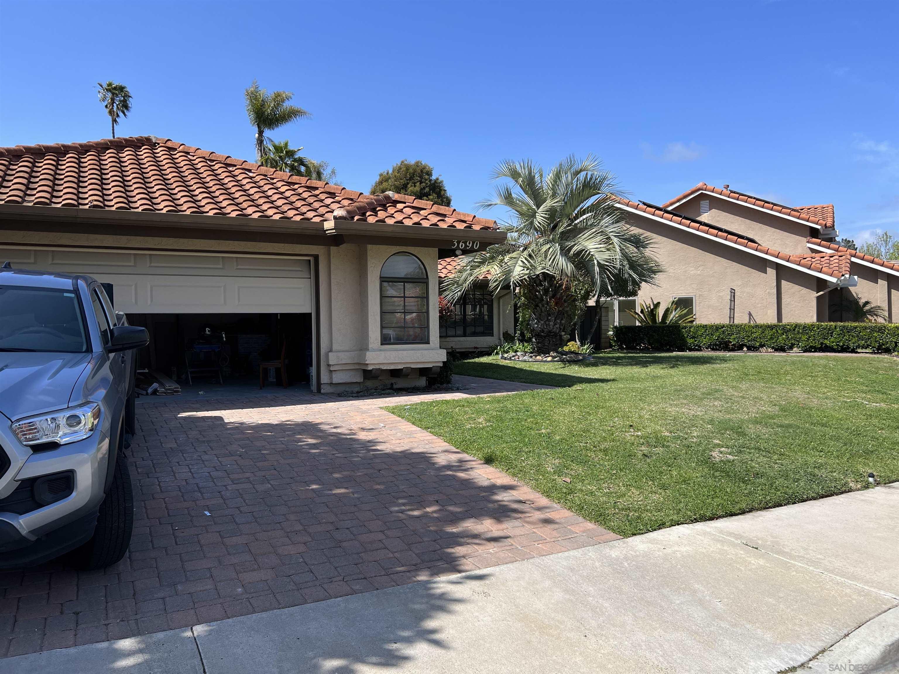 Front Image Thumbnail for SD240004055