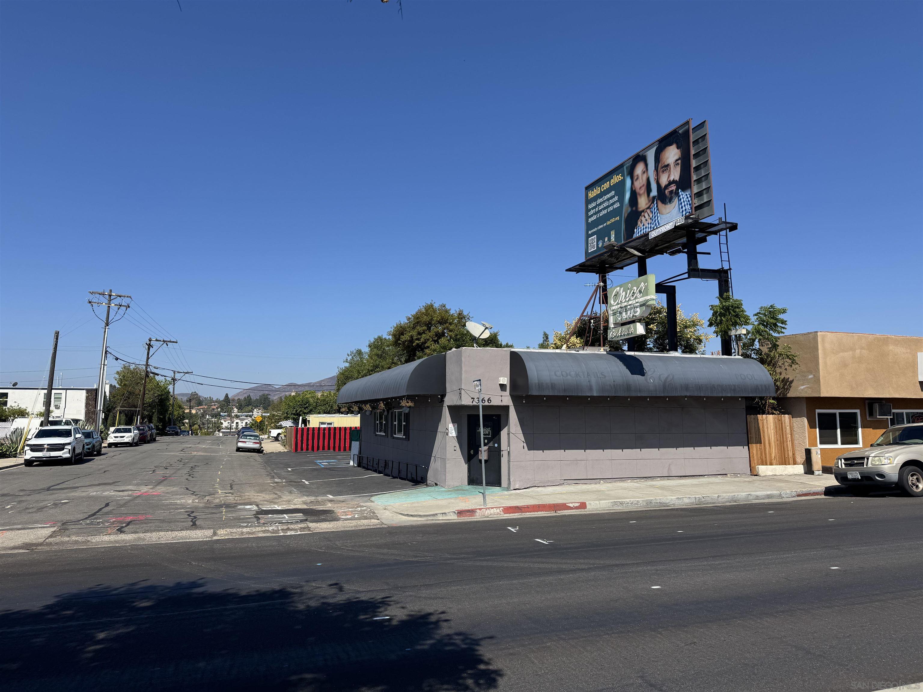 Detail Gallery Image 4 of 14 For 7366  El Cajon Blvd, La Mesa,  CA 91942 - – Beds | – Baths