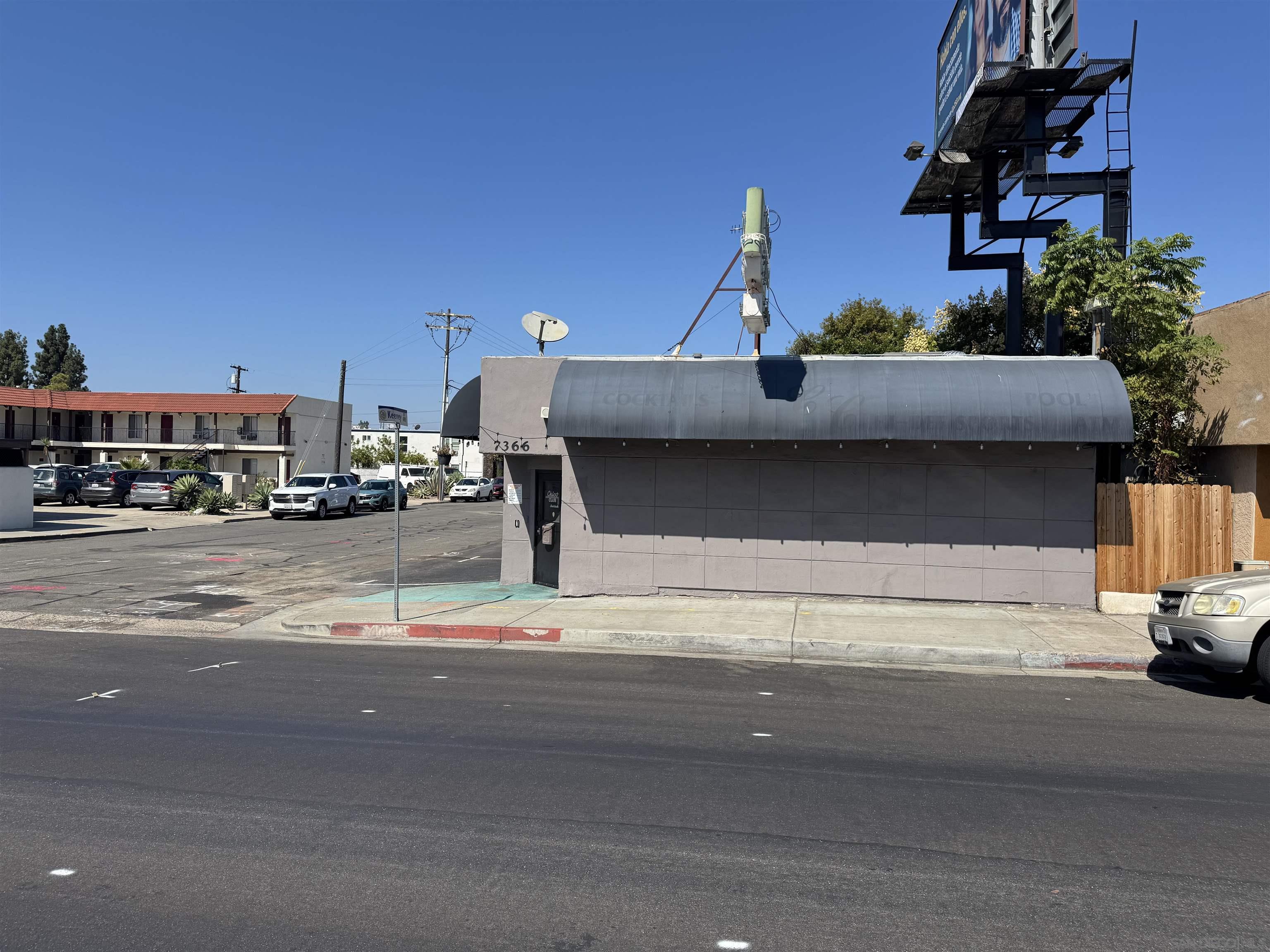 Detail Gallery Image 5 of 14 For 7366  El Cajon Blvd, La Mesa,  CA 91942 - – Beds | – Baths