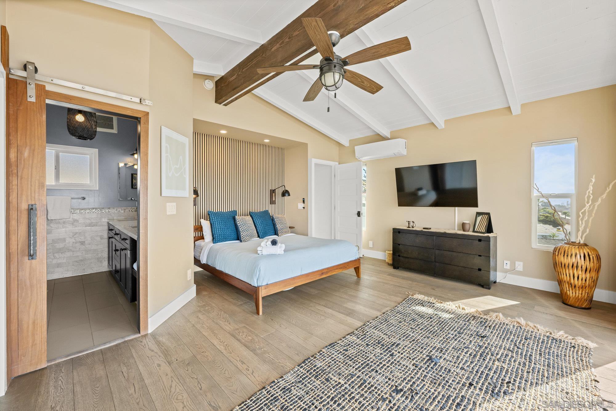 Detail Gallery Image 14 of 35 For 1571  San Elijo Ave, Cardiff By The Sea,  CA 92007 - 4 Beds | 3 Baths