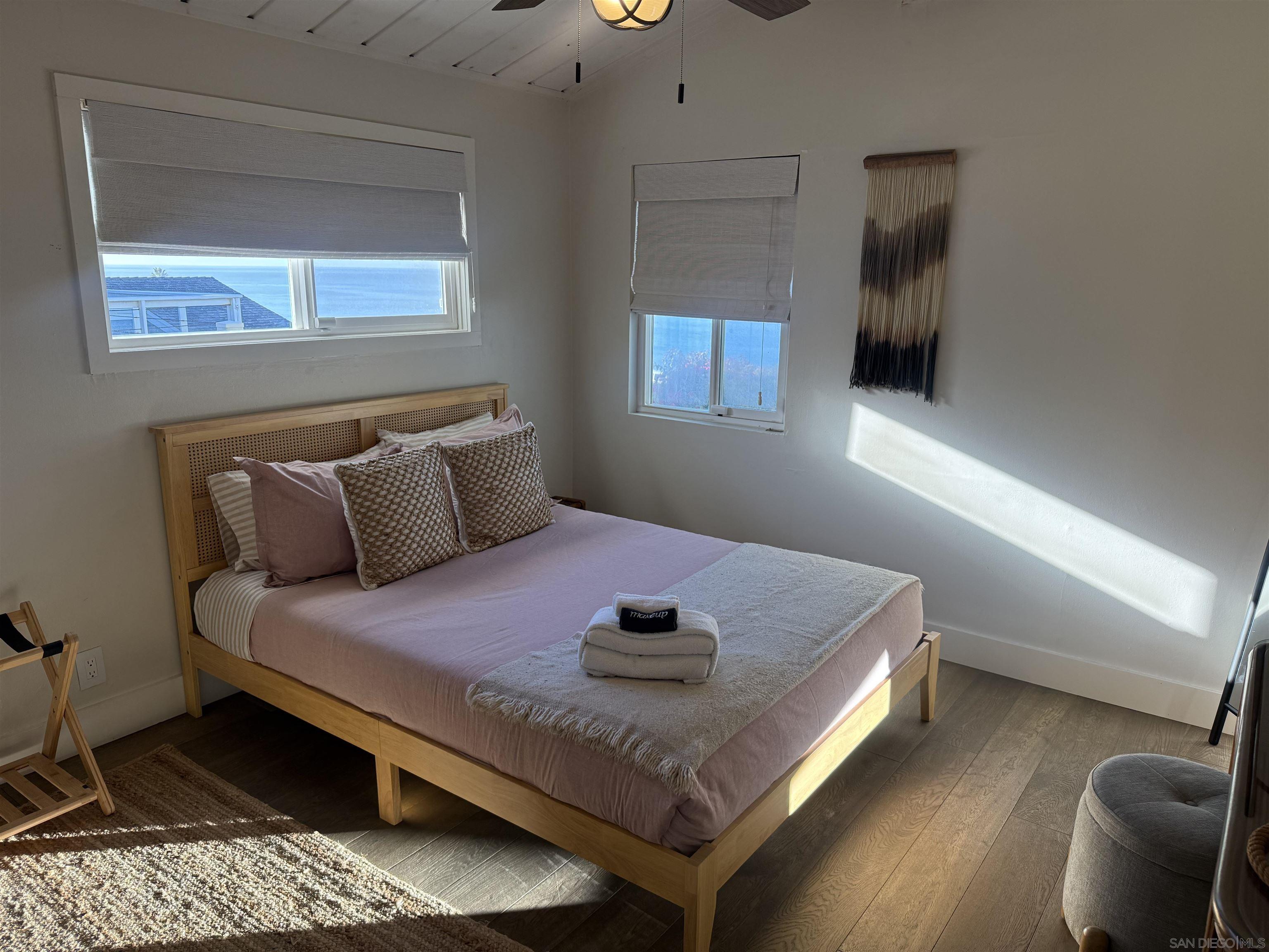 Detail Gallery Image 21 of 35 For 1571  San Elijo Ave, Cardiff By The Sea,  CA 92007 - 4 Beds | 3 Baths