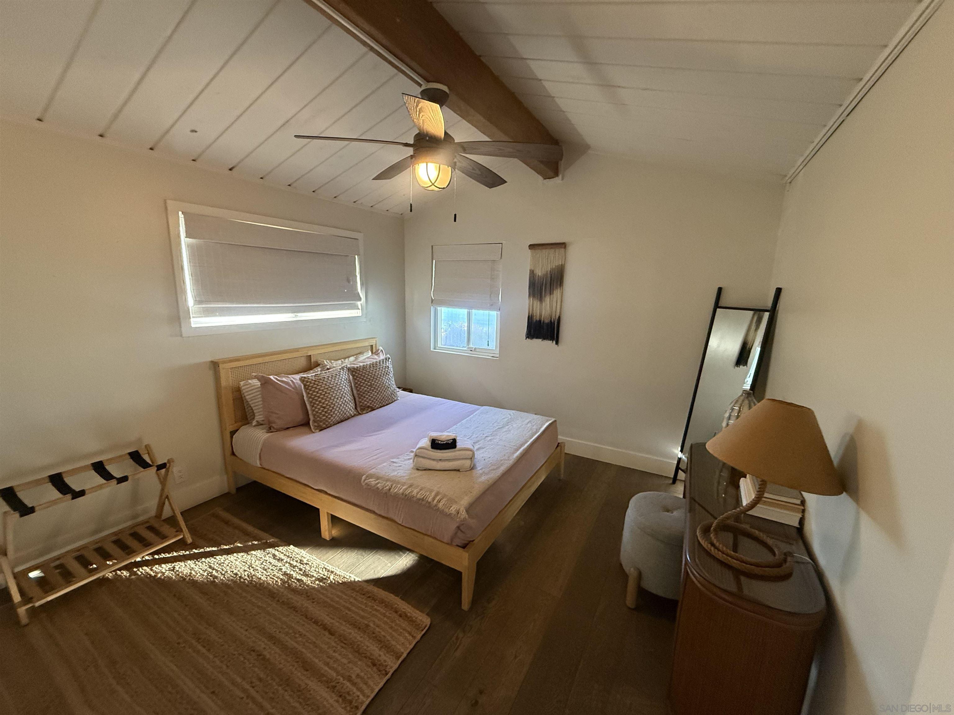 Detail Gallery Image 22 of 35 For 1571  San Elijo Ave, Cardiff By The Sea,  CA 92007 - 4 Beds | 3 Baths