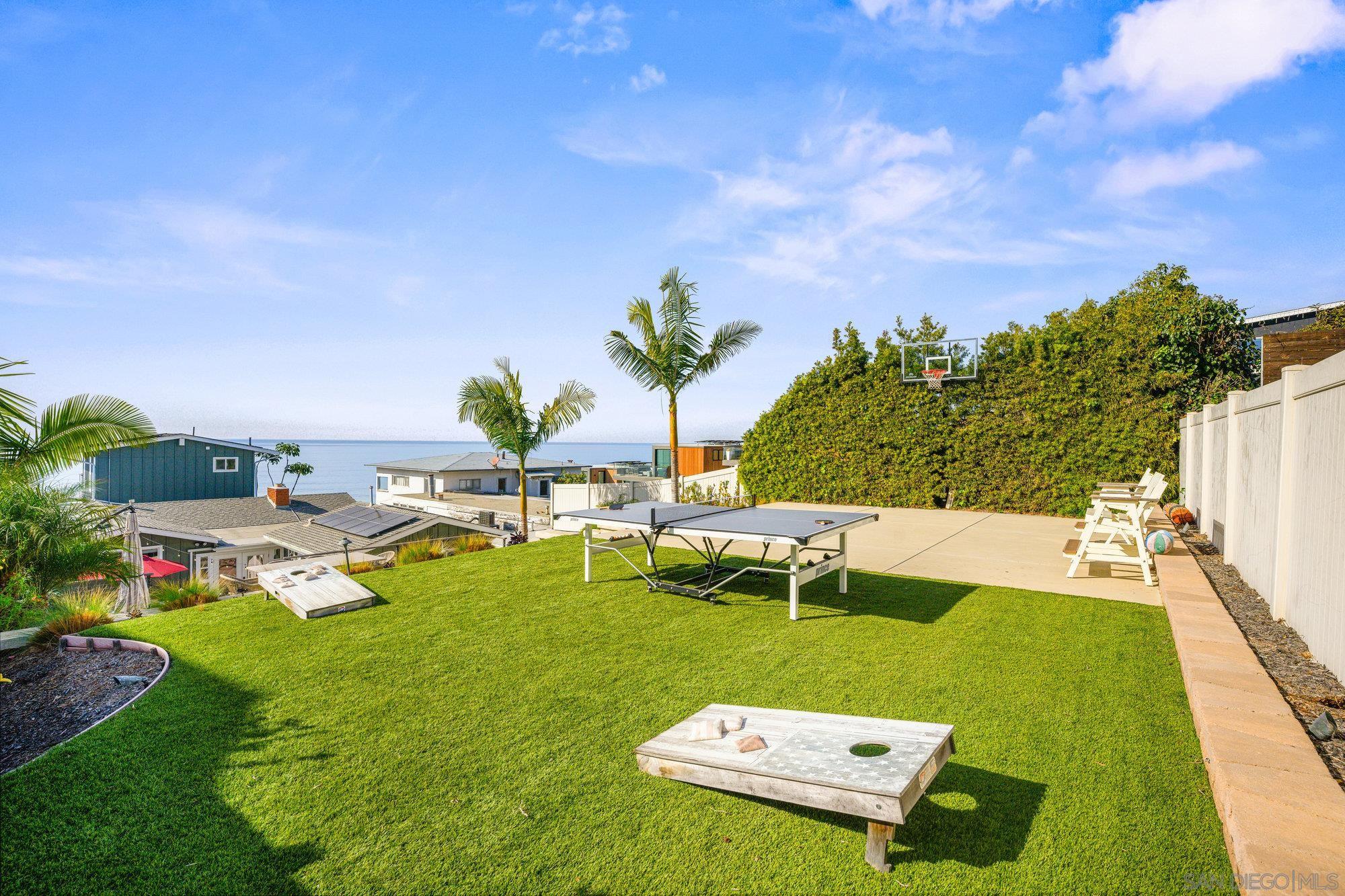 Detail Gallery Image 32 of 35 For 1571  San Elijo Ave, Cardiff By The Sea,  CA 92007 - 4 Beds | 3 Baths