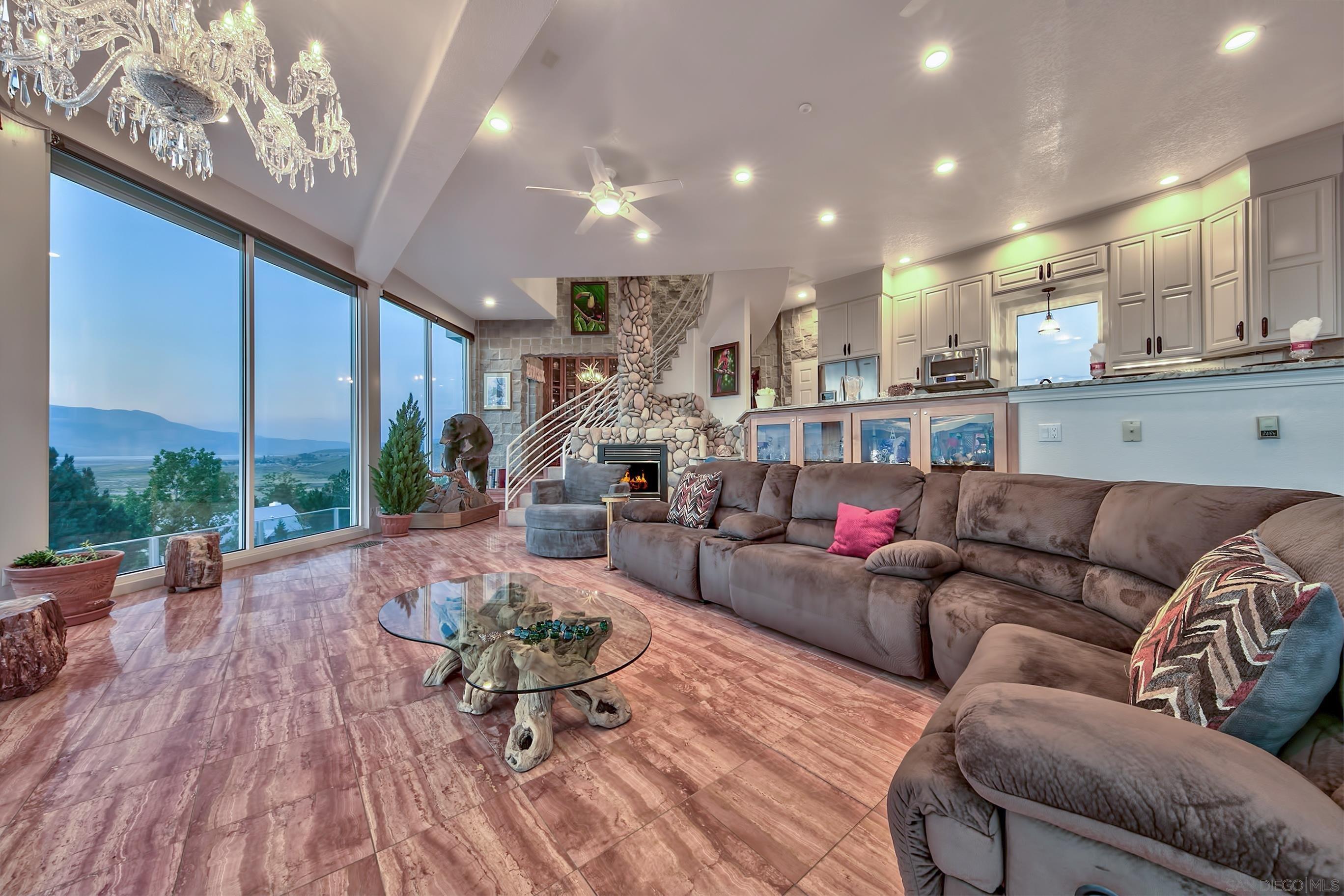 Detail Gallery Image 15 of 38 For 350  Aspen Lane, Bridgeport,  CA 93517 - 4 Beds | 3/1 Baths