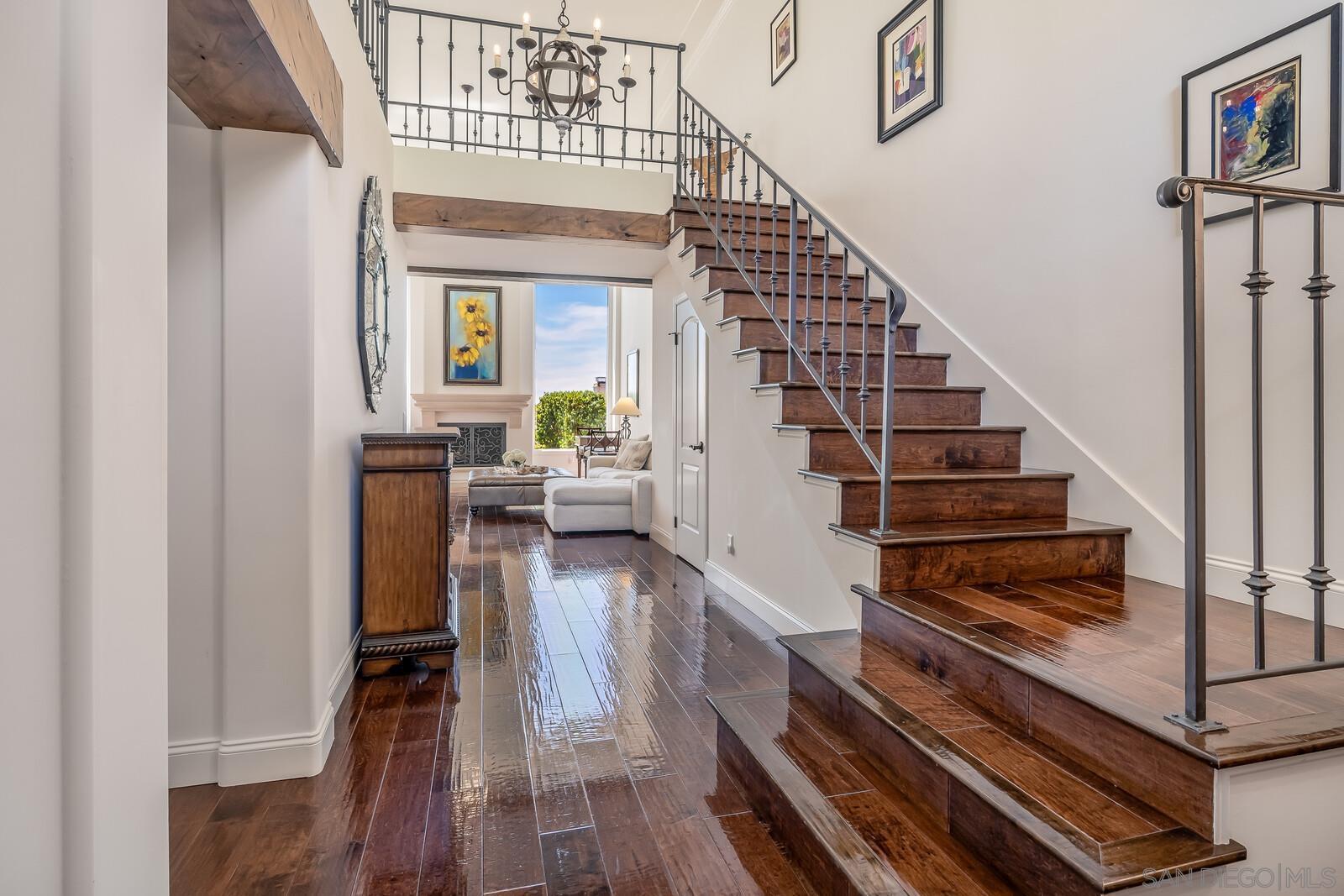 7170 Caminito Cruzada Unit , La Jolla, CA 92037 - Photo 7 