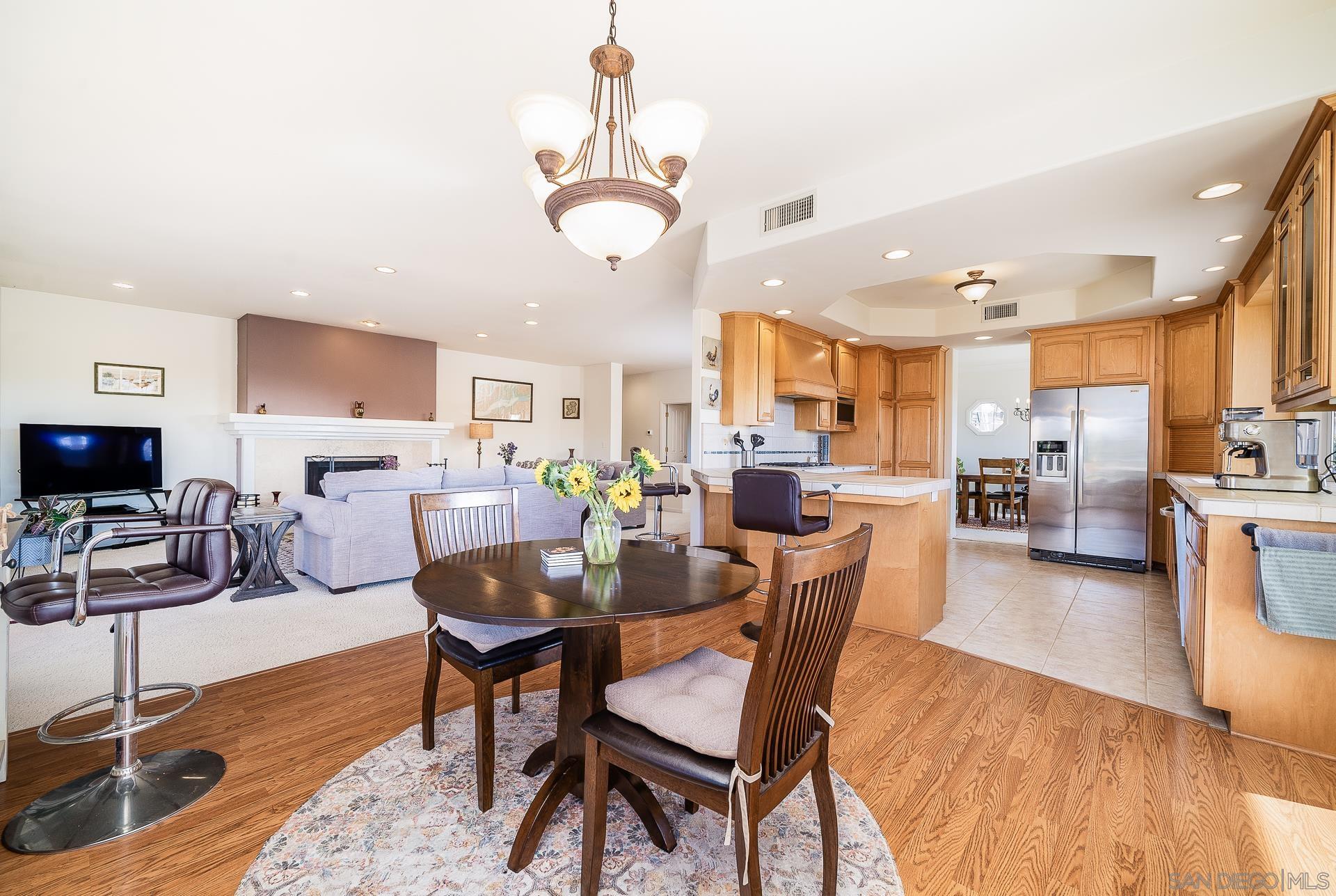 2142 Eastom Way Unit , Fallbrook, CA 92028 - Photo 15 