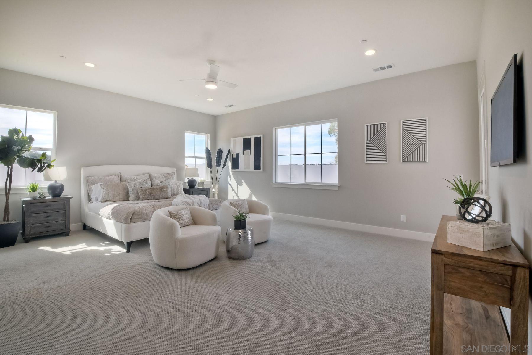 15130 Larchmont St Unit , Poway, CA 92064 - Photo 4 