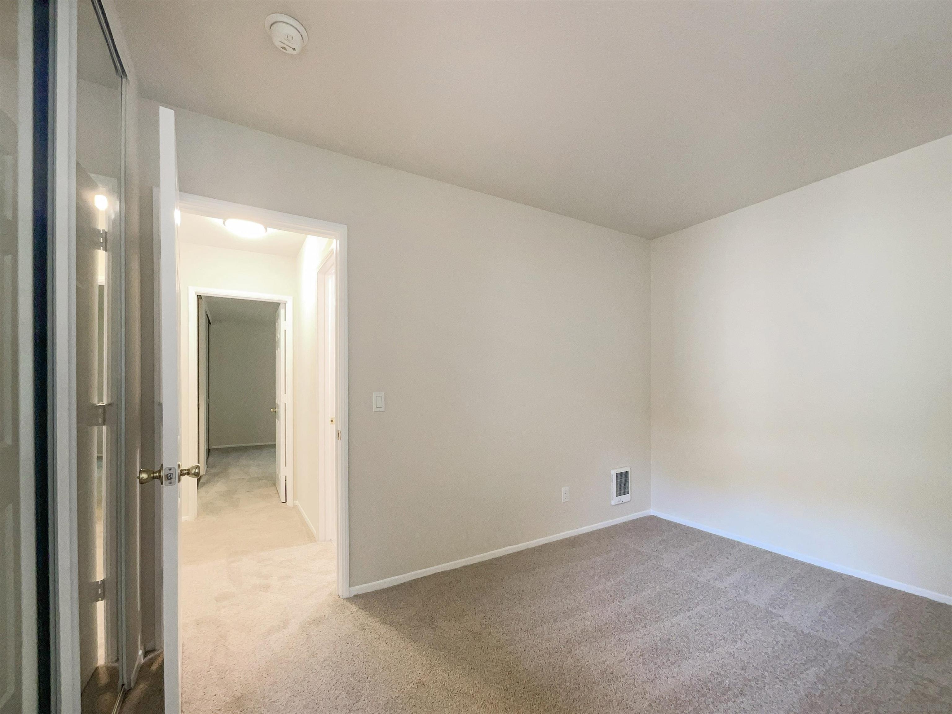 Detail Gallery Image 19 of 22 For 5513  Adobe Falls Rd  #11,  San Diego,  CA 92120 - 2 Beds | 2 Baths