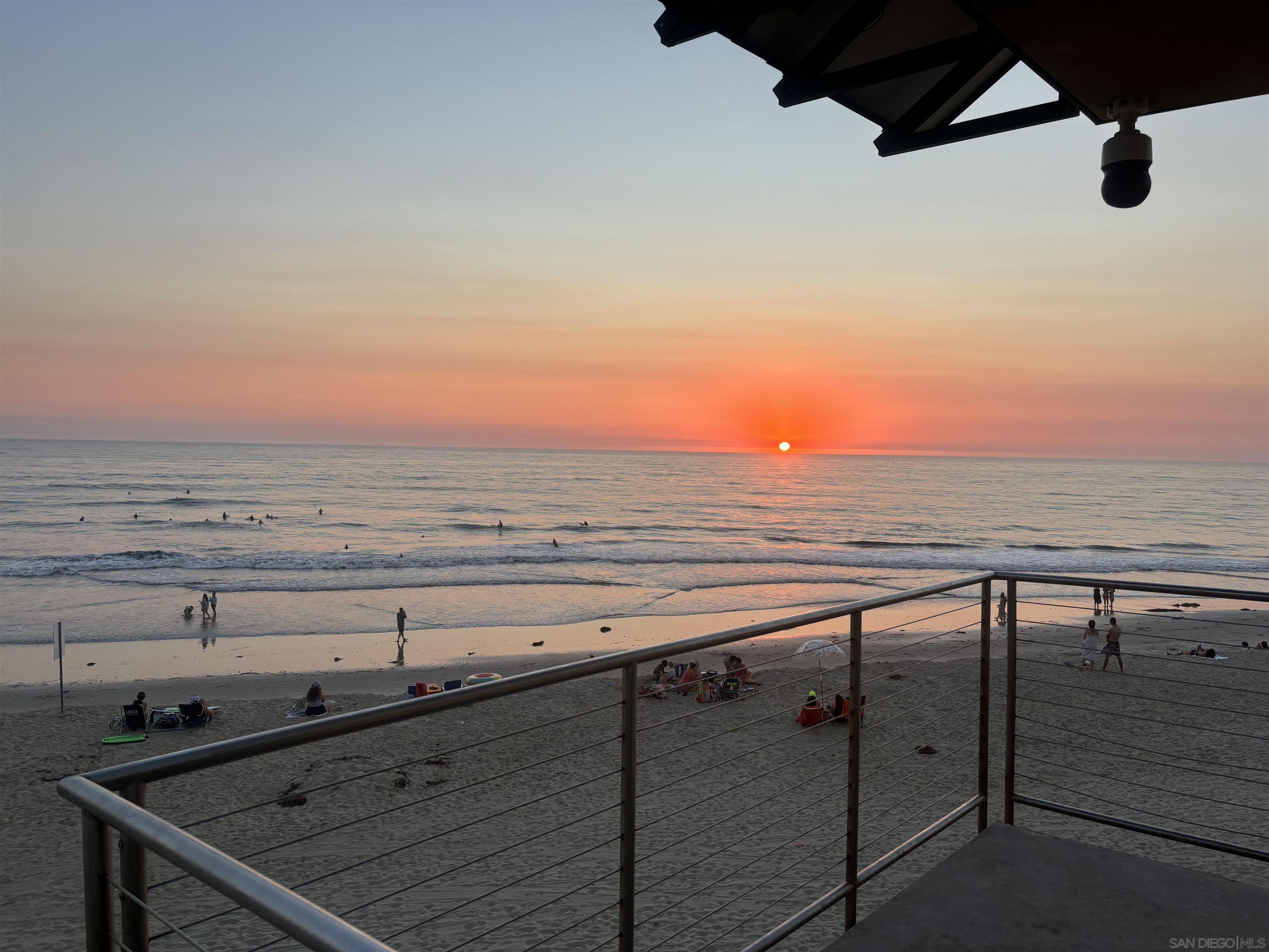 Detail Gallery Image 25 of 28 For 505 N Cedros, Solana Beach,  CA 92075 - 4 Beds | 3 Baths