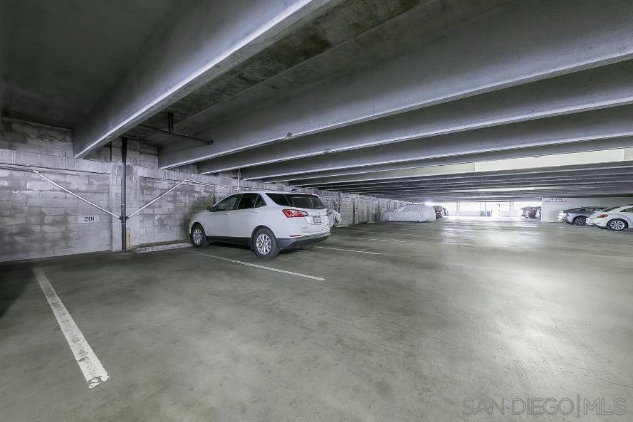 Detail Gallery Image 24 of 25 For 1855  Diamond St.  128, San Diego,  CA 92109 - 1 Beds | 1 Baths