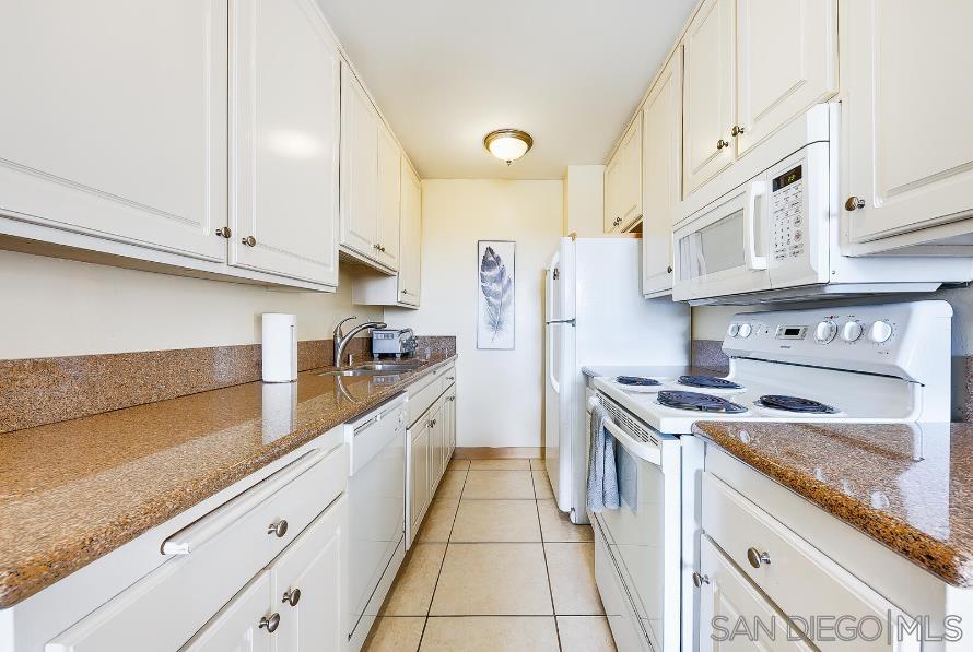 Detail Gallery Image 7 of 25 For 1855  Diamond St.  128, San Diego,  CA 92109 - 1 Beds | 1 Baths
