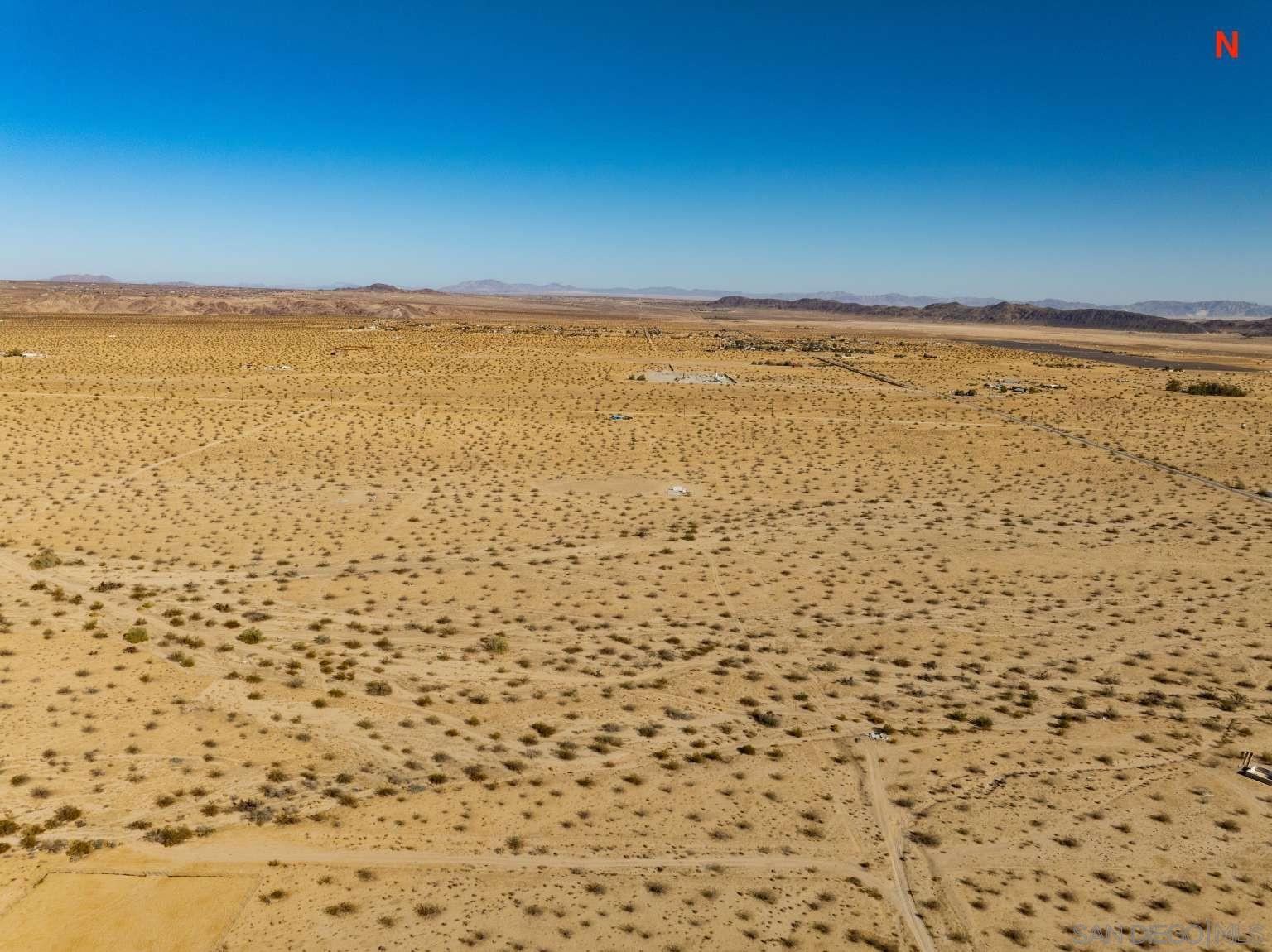 Detail Gallery Image 1 of 43 For , Joshua Tree,  CA 92252 - – Beds | – Baths