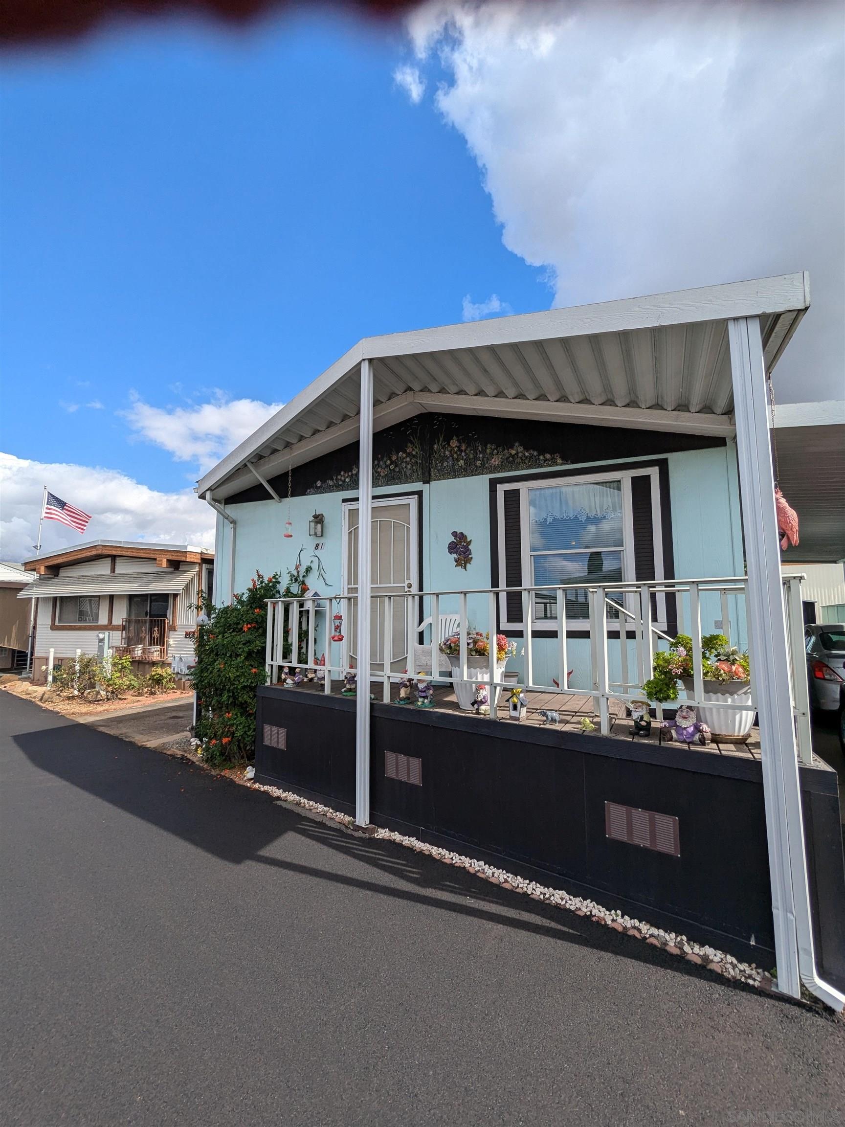 Detail Gallery Image 1 of 1 For 410 S 1st St  81, El Cajon,  CA 92019 - 2 Beds | 2 Baths