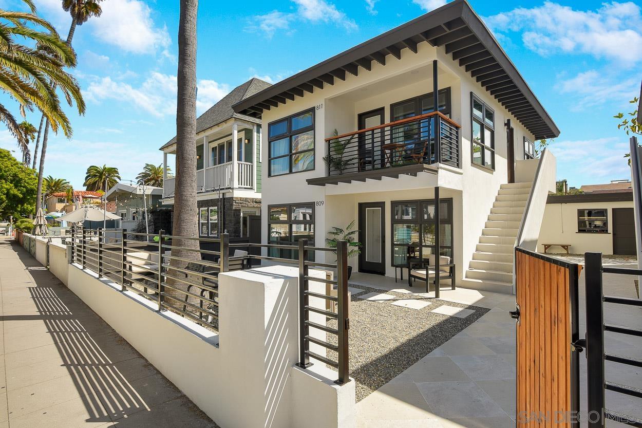 Detail Gallery Image 2 of 48 For 805  Dover Ct, San Diego,  CA 92109 - 2 Beds | 1 Baths