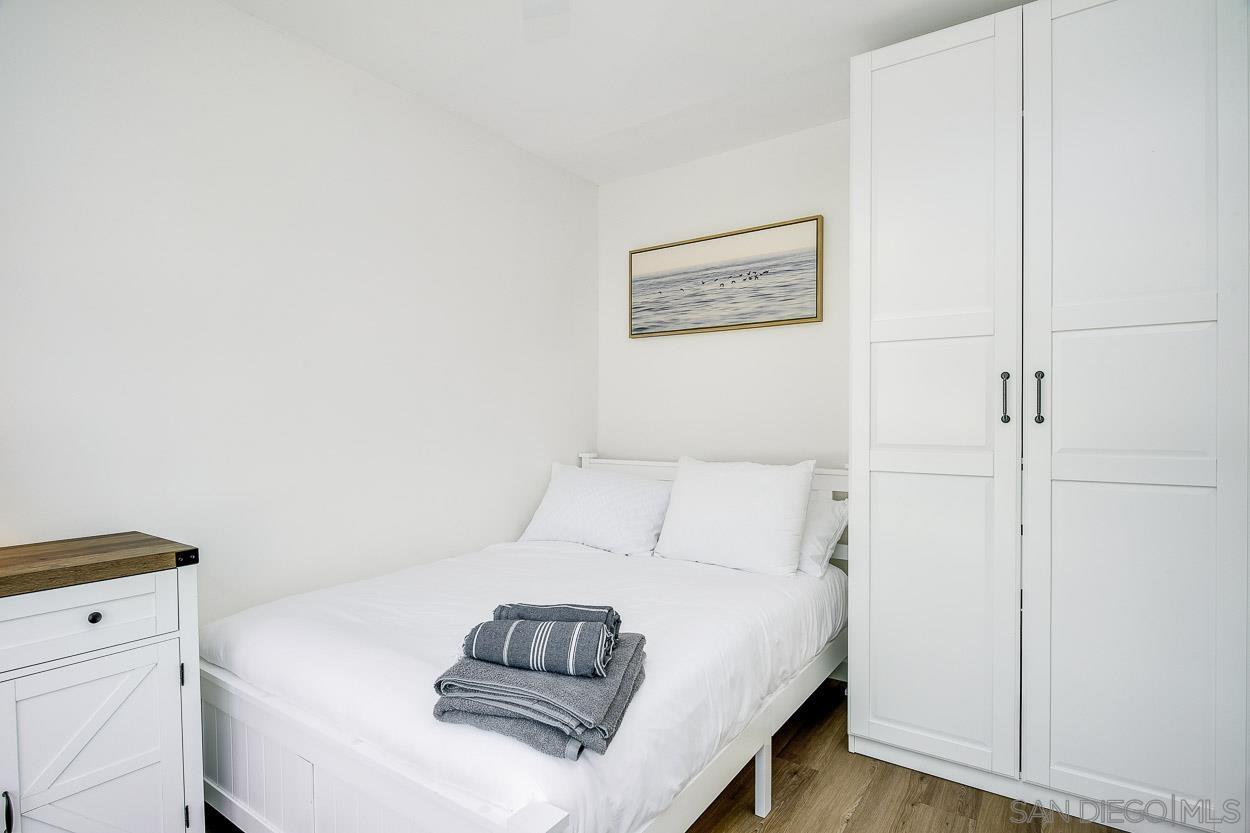 Detail Gallery Image 16 of 48 For 805  Dover Ct, San Diego,  CA 92109 - 2 Beds | 1 Baths