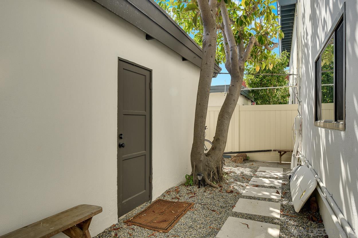 Detail Gallery Image 38 of 48 For 805  Dover Ct, San Diego,  CA 92109 - 2 Beds | 1 Baths