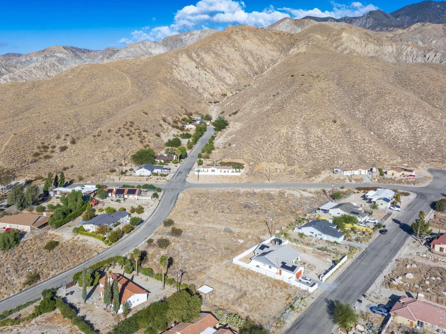 Detail Gallery Image 1 of 36 For , –,  CA 92282 - – Beds | – Baths