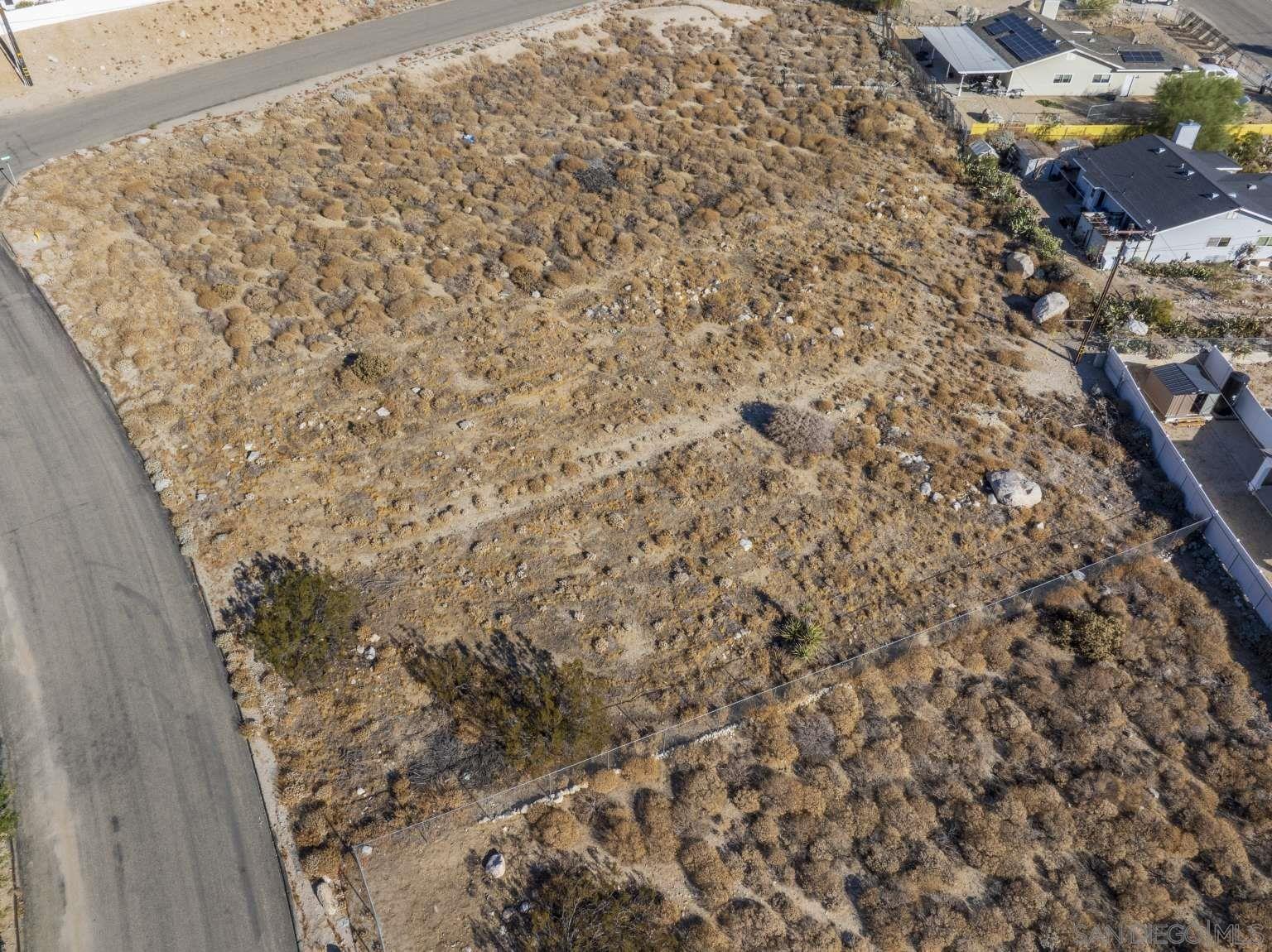 Detail Gallery Image 17 of 36 For , –,  CA 92282 - – Beds | – Baths