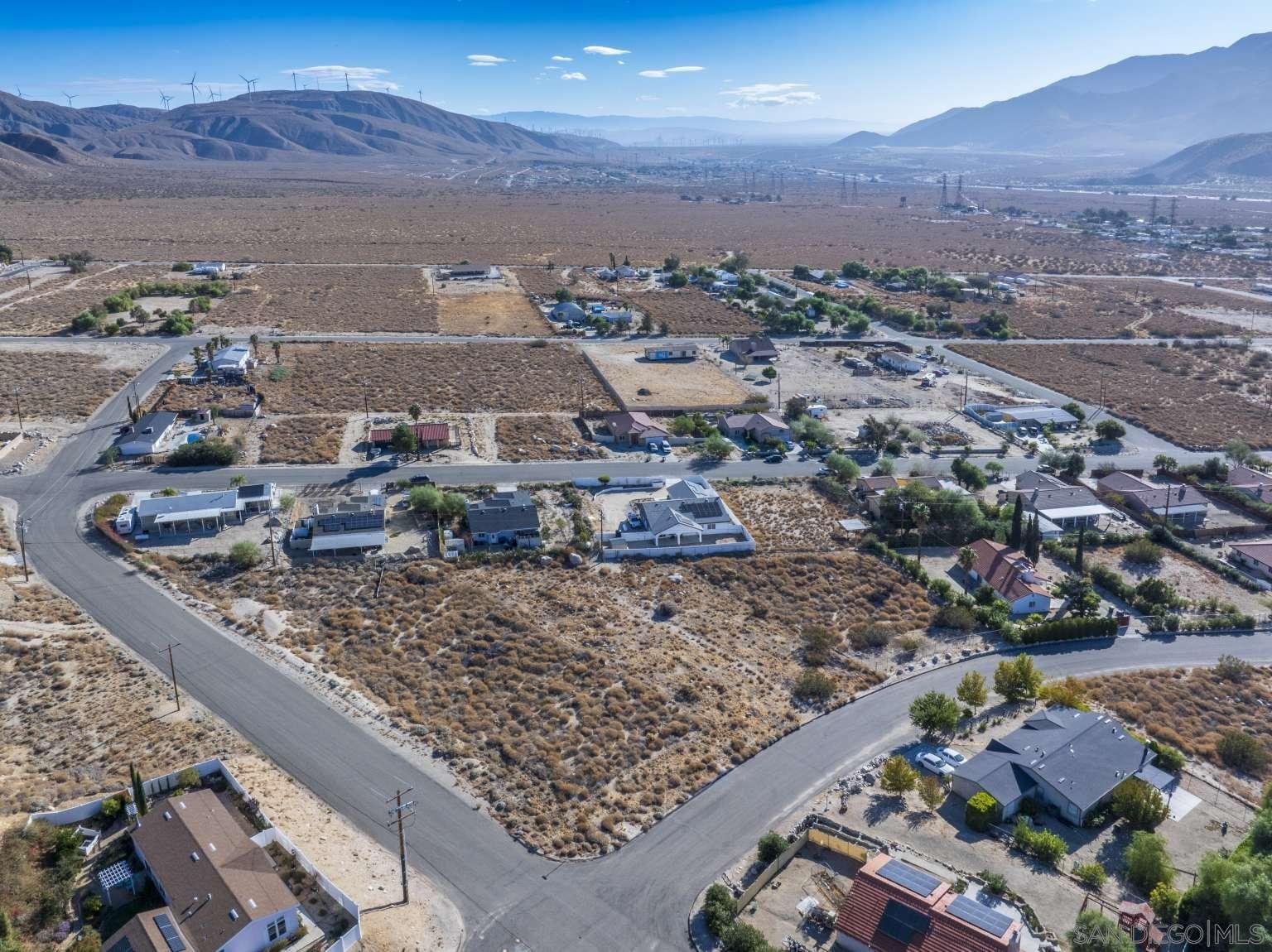 Detail Gallery Image 4 of 36 For , –,  CA 92282 - – Beds | – Baths