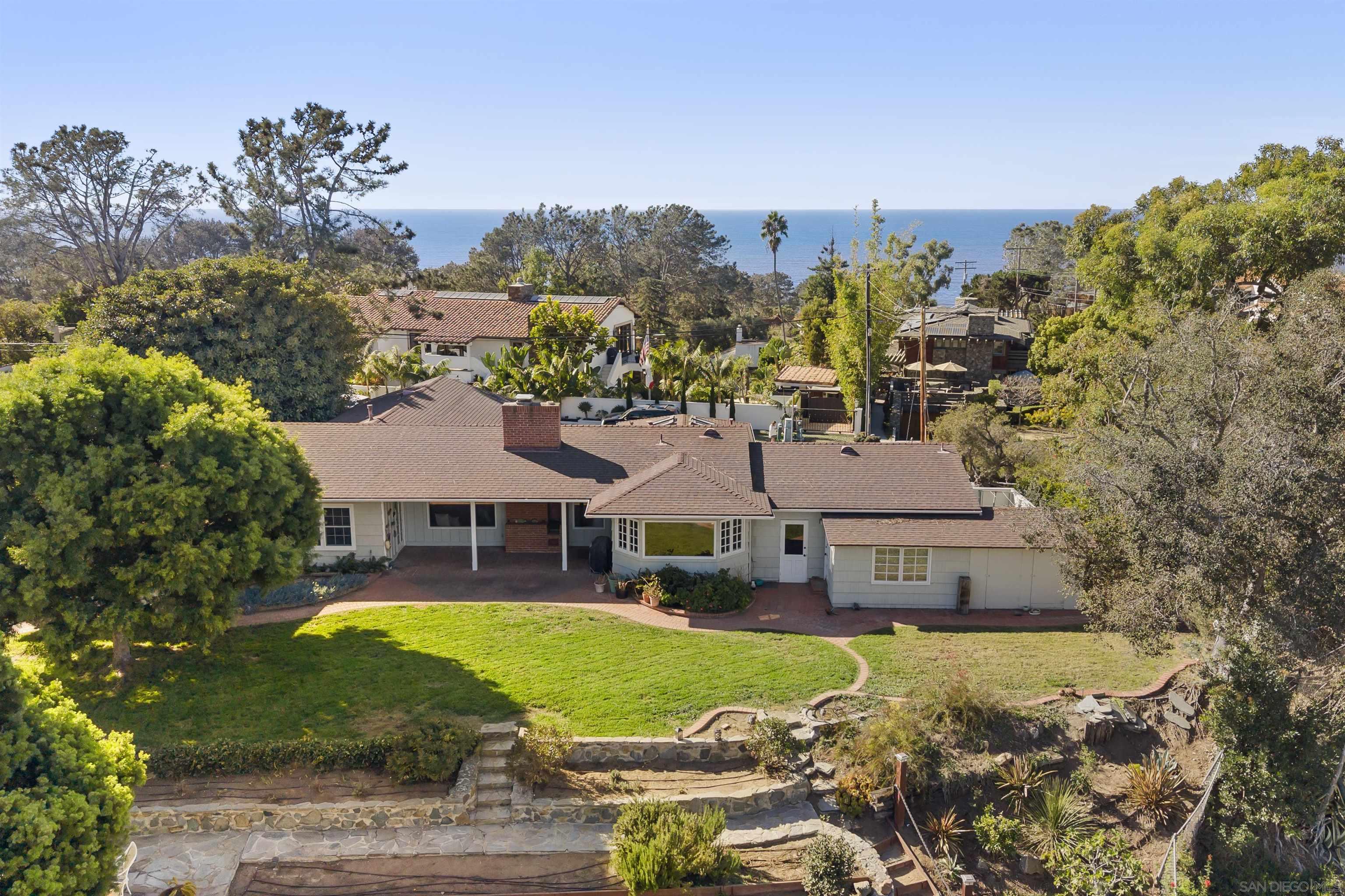 Detail Gallery Image 1 of 1 For 1449  Crest Road, Del Mar,  CA 92014 - 4 Beds | 2/1 Baths