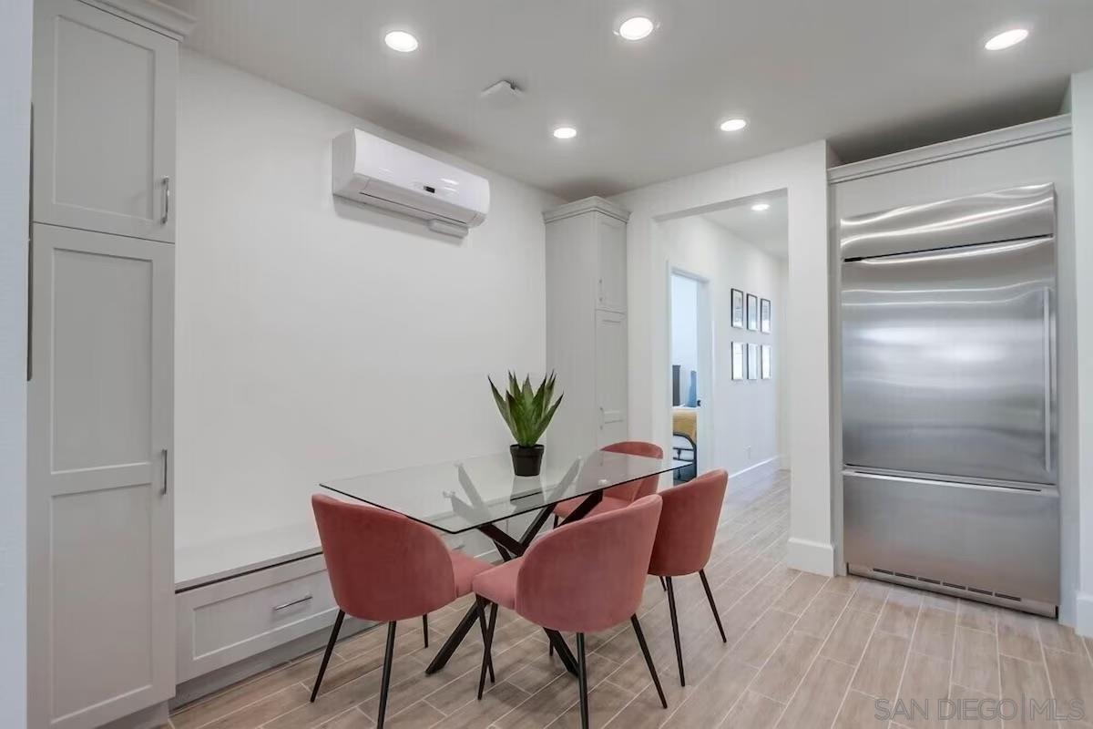 Detail Gallery Image 11 of 48 For 834  Santa Barbara Pl, San Diego,  CA 92109 - 3 Beds | 3 Baths