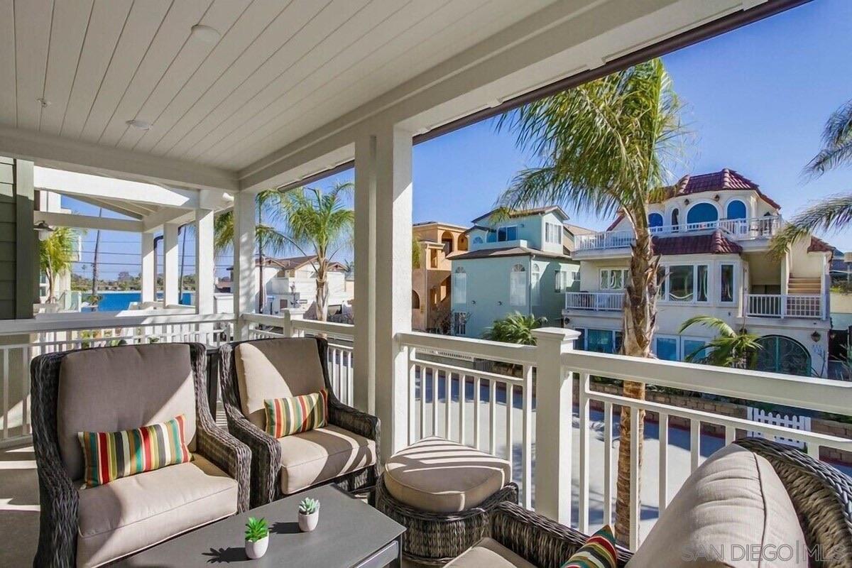 Detail Gallery Image 16 of 48 For 834  Santa Barbara Pl, San Diego,  CA 92109 - 3 Beds | 3 Baths