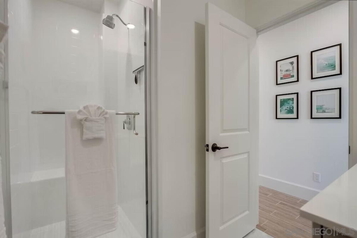 Detail Gallery Image 25 of 48 For 834  Santa Barbara Pl, San Diego,  CA 92109 - 3 Beds | 3 Baths