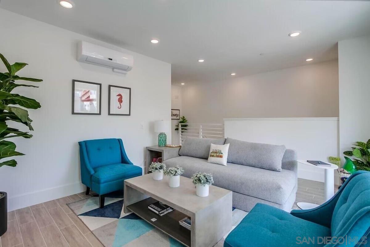 Detail Gallery Image 4 of 48 For 834  Santa Barbara Pl, San Diego,  CA 92109 - 3 Beds | 3 Baths