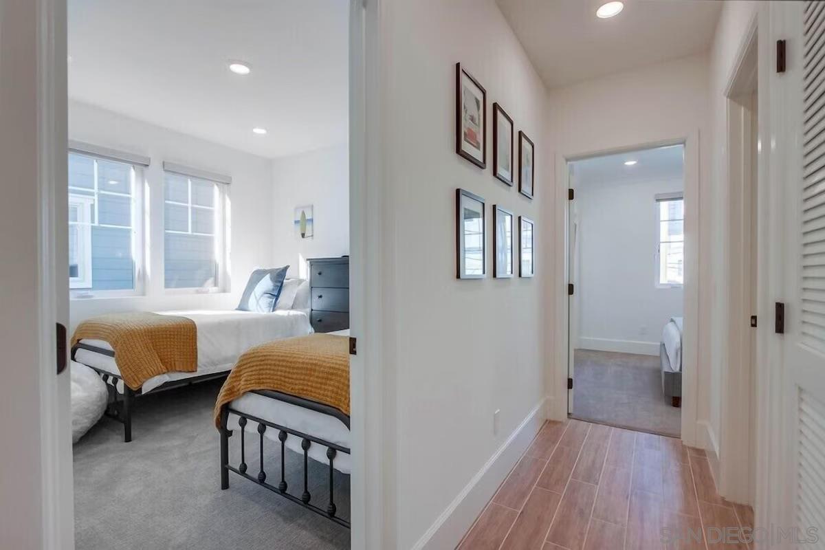 Detail Gallery Image 31 of 48 For 834  Santa Barbara Pl, San Diego,  CA 92109 - 3 Beds | 3 Baths