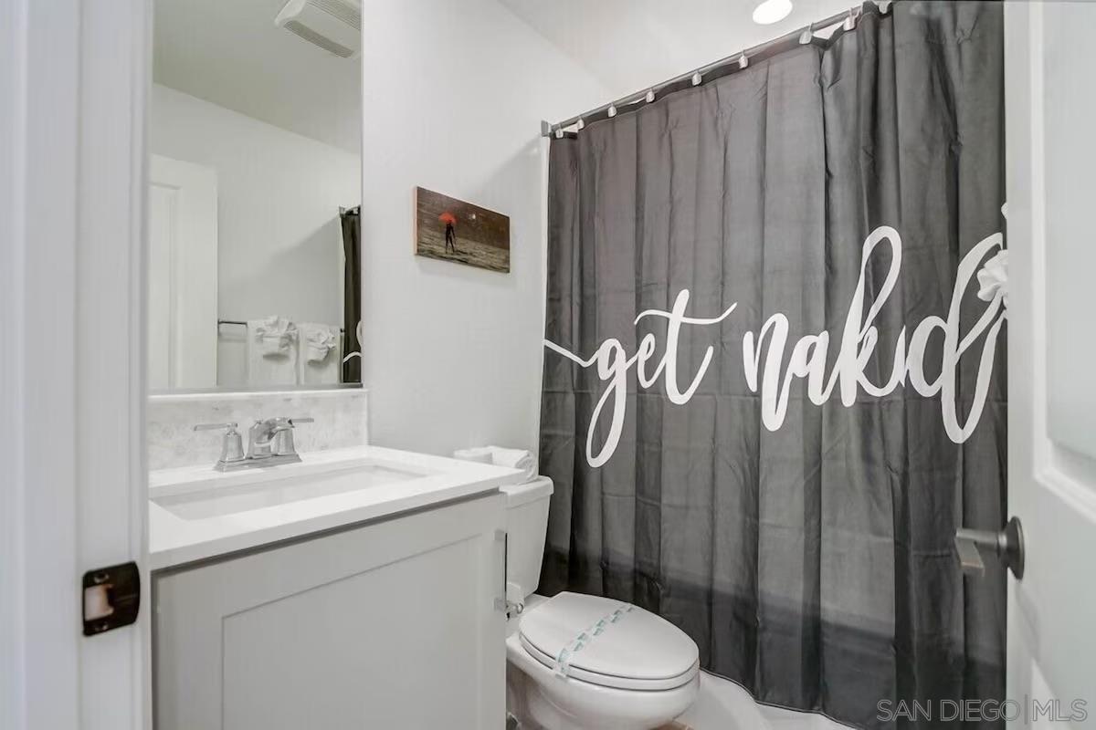 Detail Gallery Image 35 of 48 For 834  Santa Barbara Pl, San Diego,  CA 92109 - 3 Beds | 3 Baths