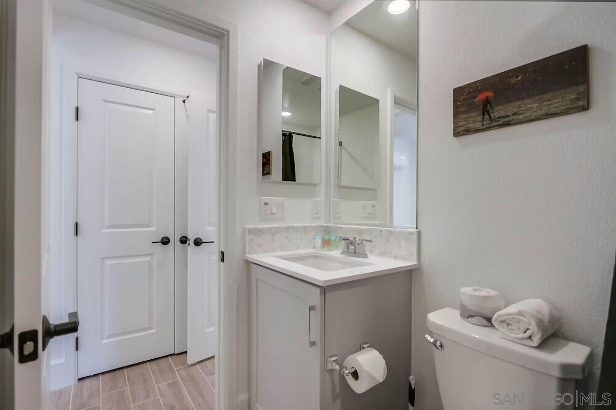 Detail Gallery Image 39 of 48 For 834  Santa Barbara Pl, San Diego,  CA 92109 - 3 Beds | 3 Baths