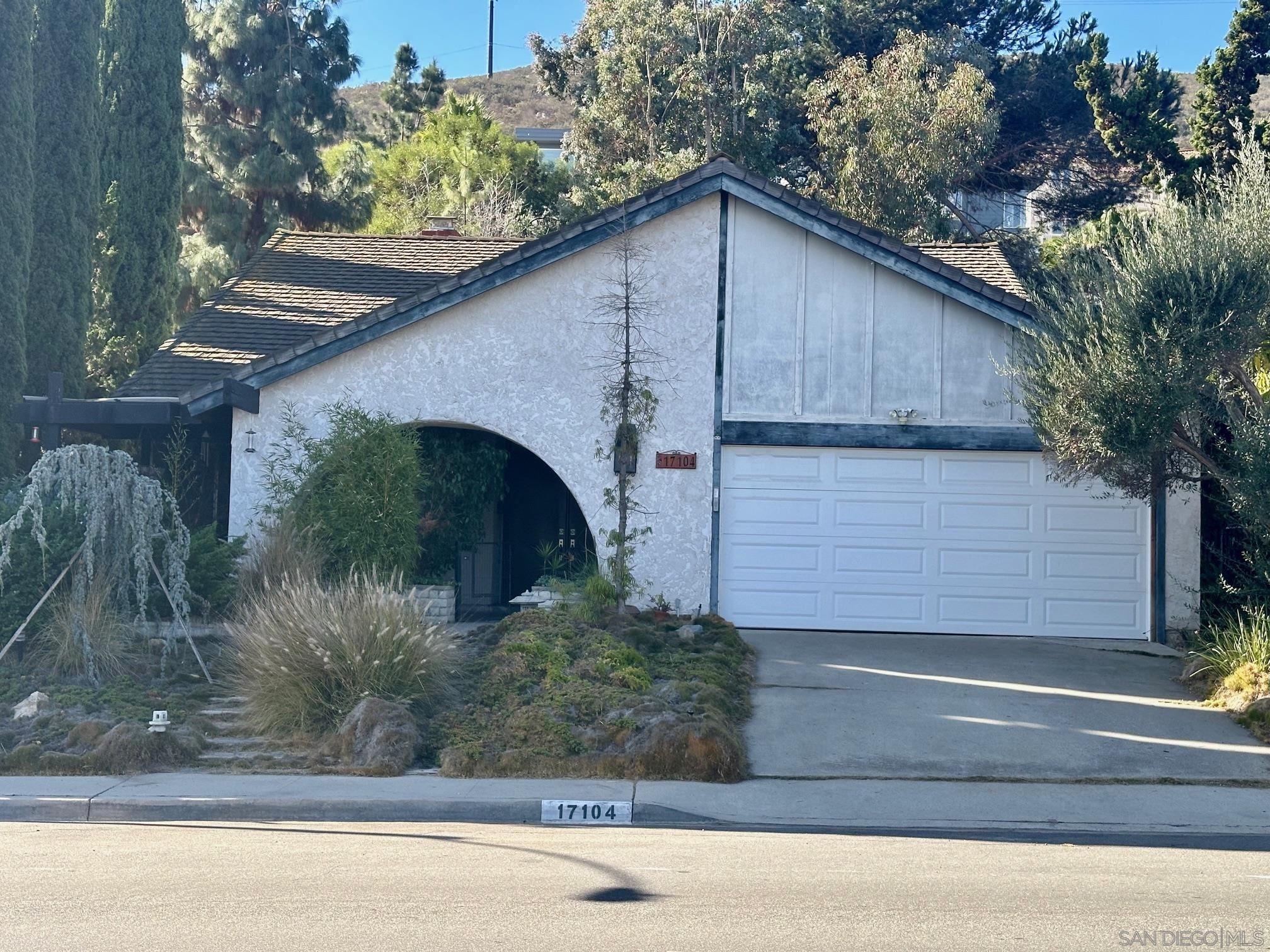 Detail Gallery Image 1 of 1 For 17104  Matinal Rd, San Diego,  CA 92127 - 5 Beds | 3 Baths