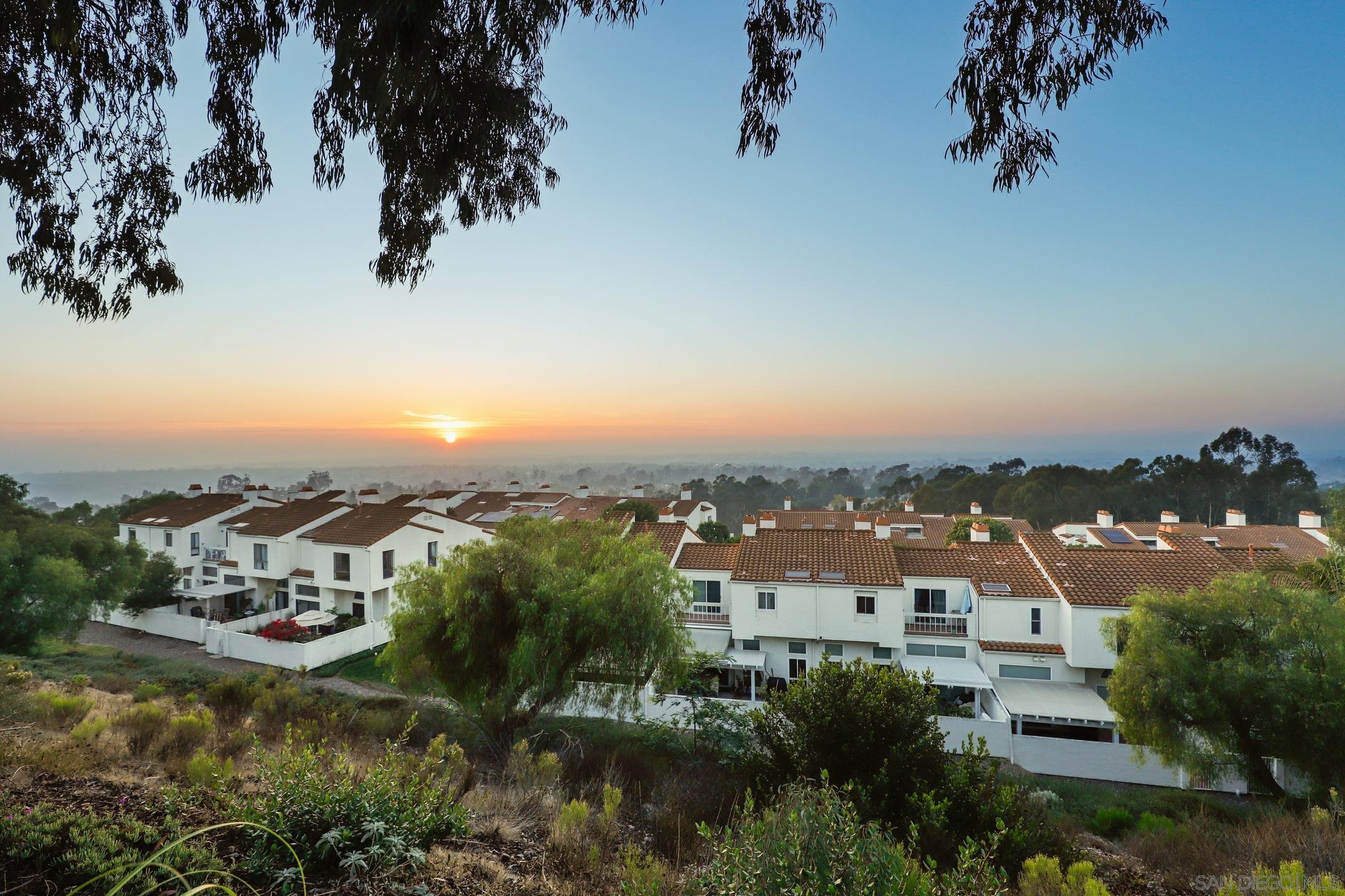 Detail Gallery Image 1 of 1 For 4748  Renovo Way, San Diego,  CA 92124 - 2 Beds | 2/1 Baths