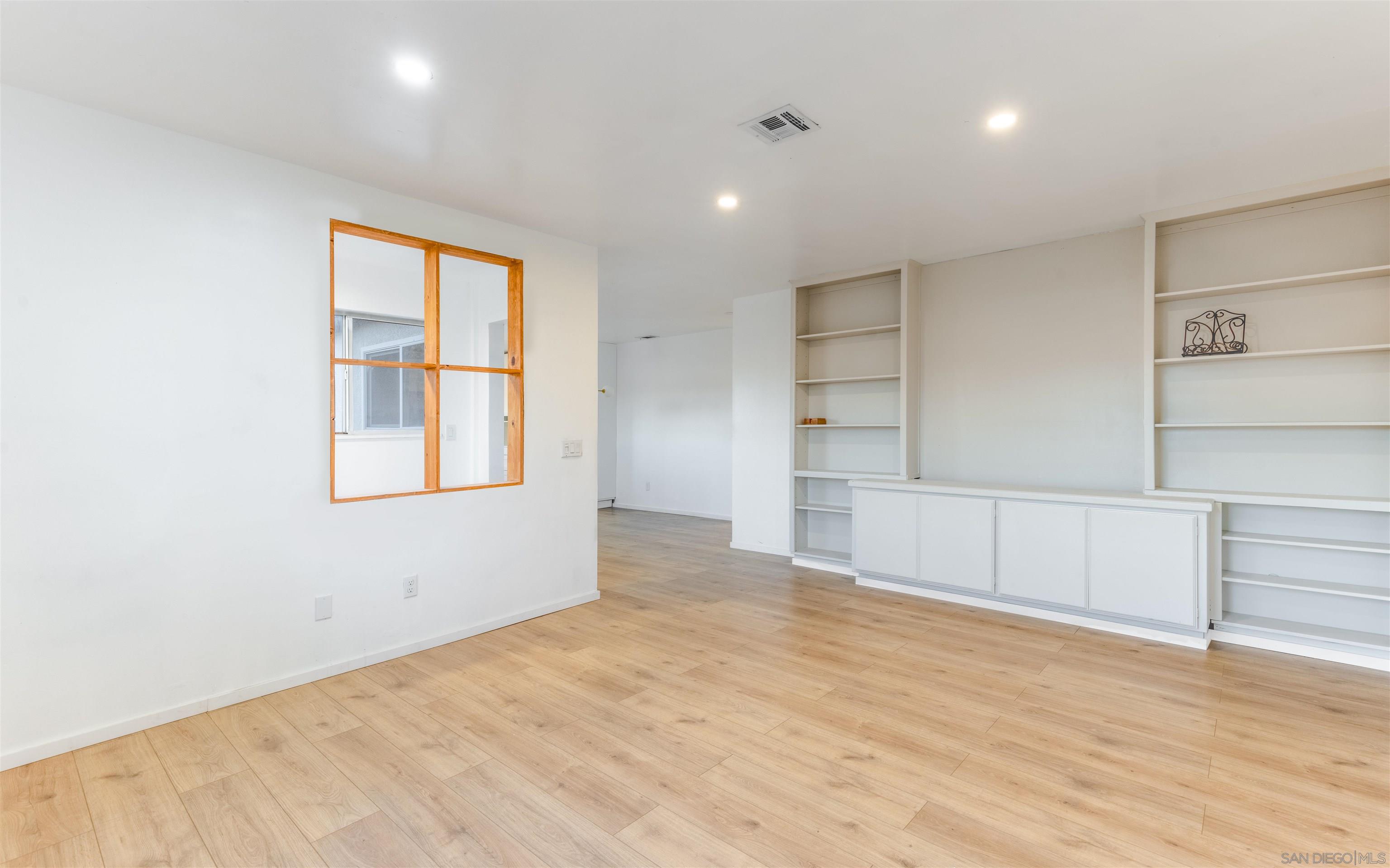 Detail Gallery Image 1 of 1 For 41201  Orange Pl, Hemet,  CA 92544 - 4 Beds | 1/1 Baths