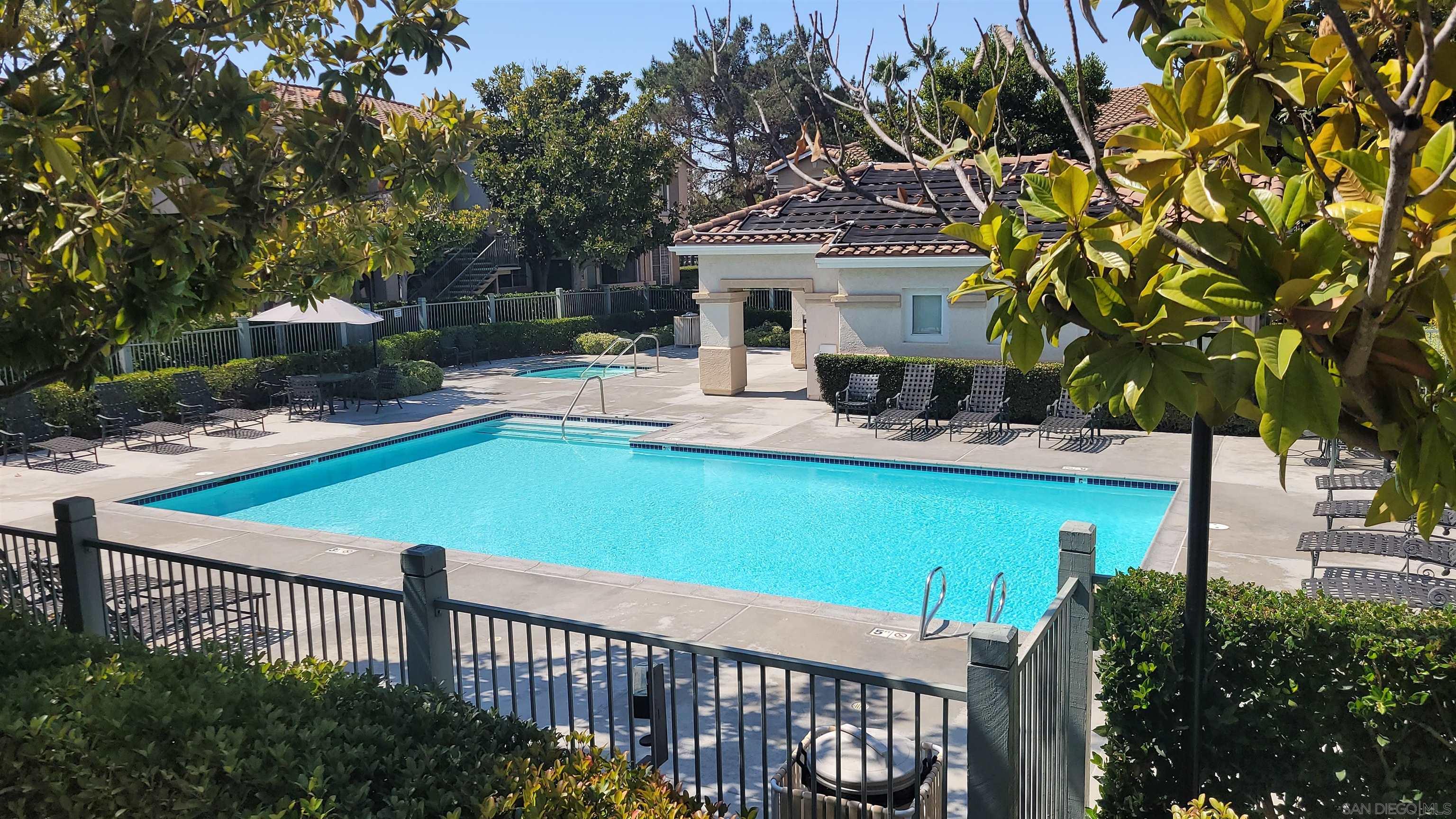 Front Image Thumbnail for SD240028228