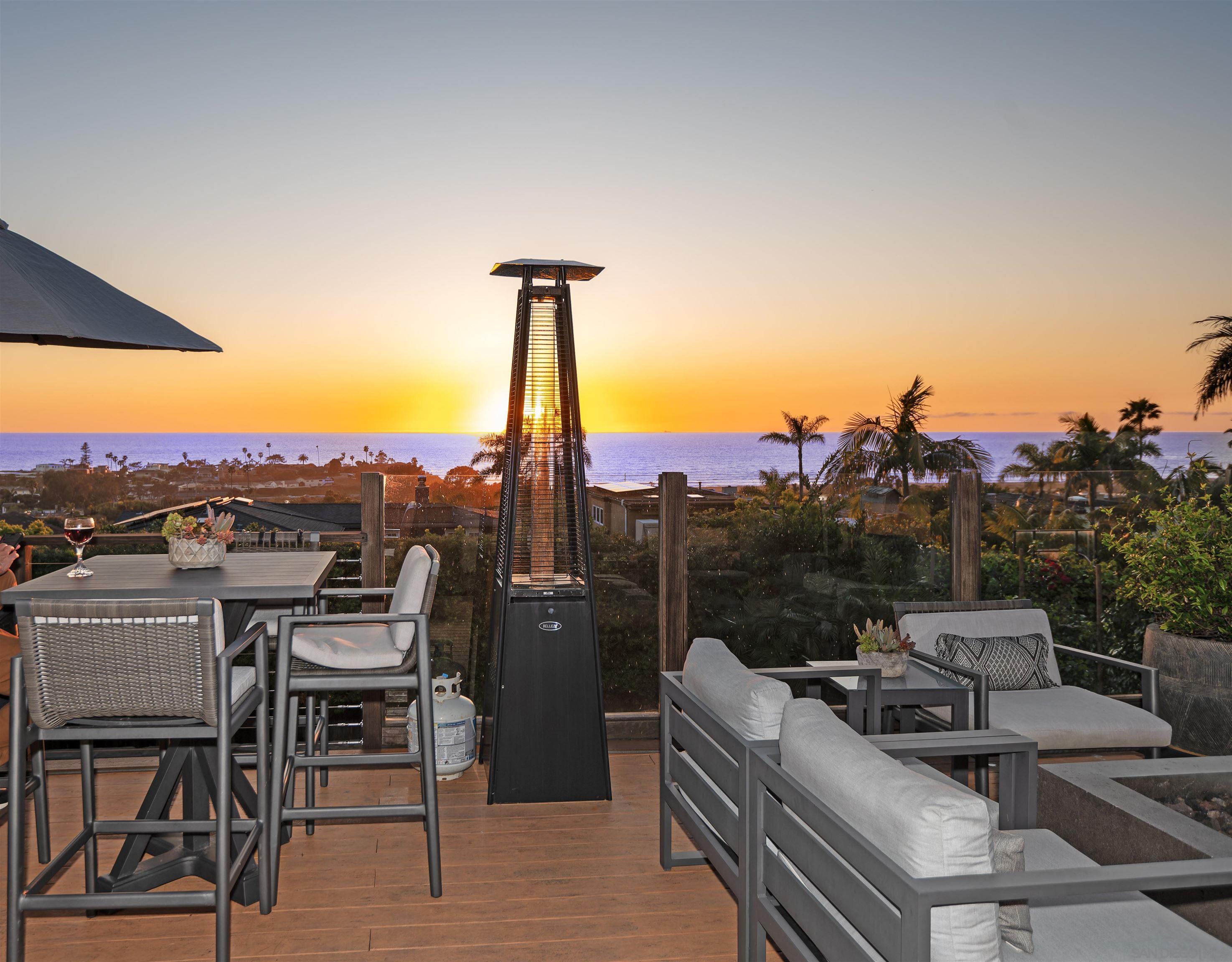 Detail Gallery Image 1 of 1 For 659 N Granados, Solana Beach,  CA 92075 - 3 Beds | 3/1 Baths