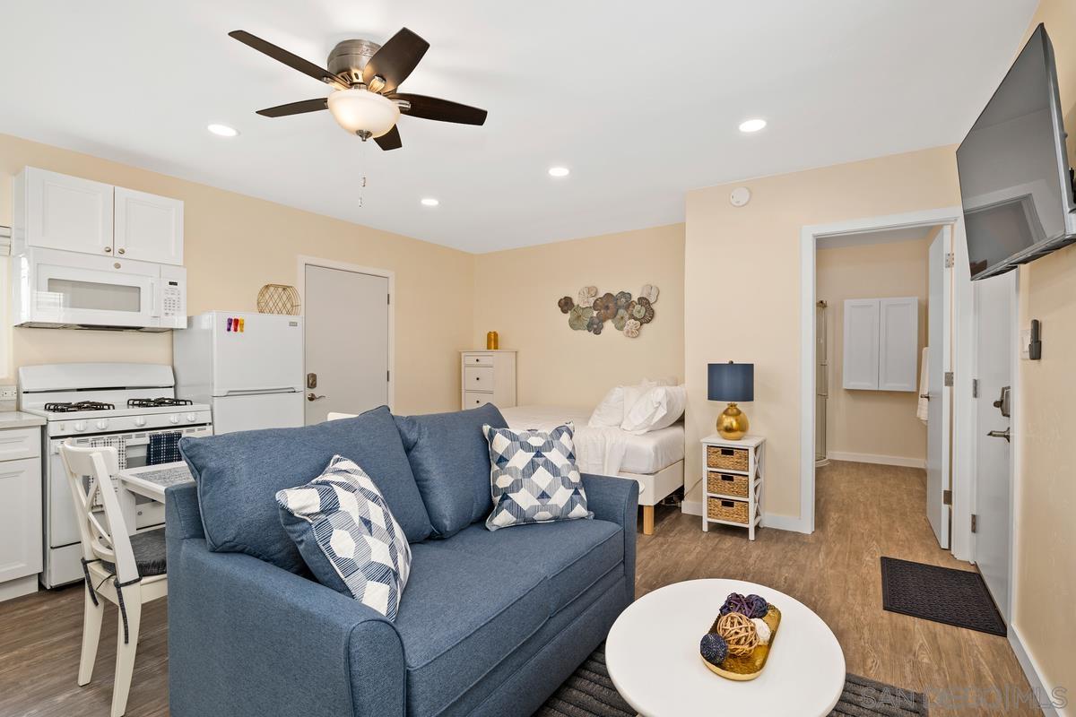 Detail Gallery Image 13 of 15 For 4420-26  Mentone St, San Diego, Ca 92107, San Diego,  CA 92107 - – Beds | – Baths