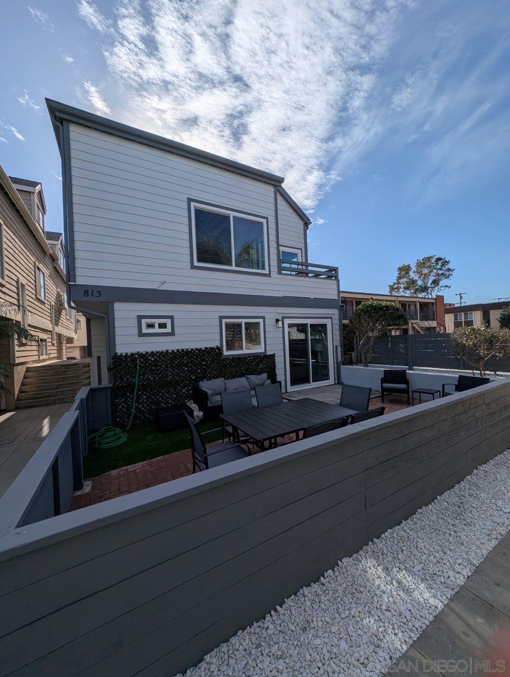 Detail Gallery Image 30 of 32 For 815  Isthmus Ct, San Diego,  CA 92109 - 6 Beds | 3 Baths