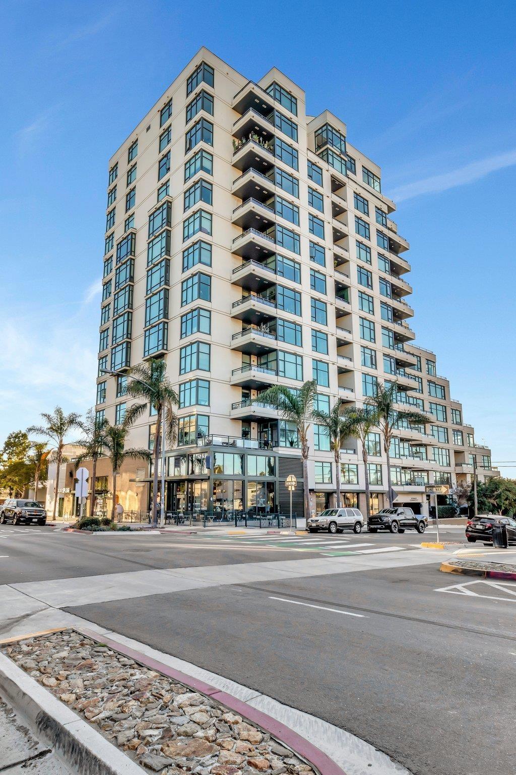 Detail Gallery Image 1 of 1 For 475  Redwood St  #301,  San Diego,  CA 92103 - 1 Beds | 1 Baths