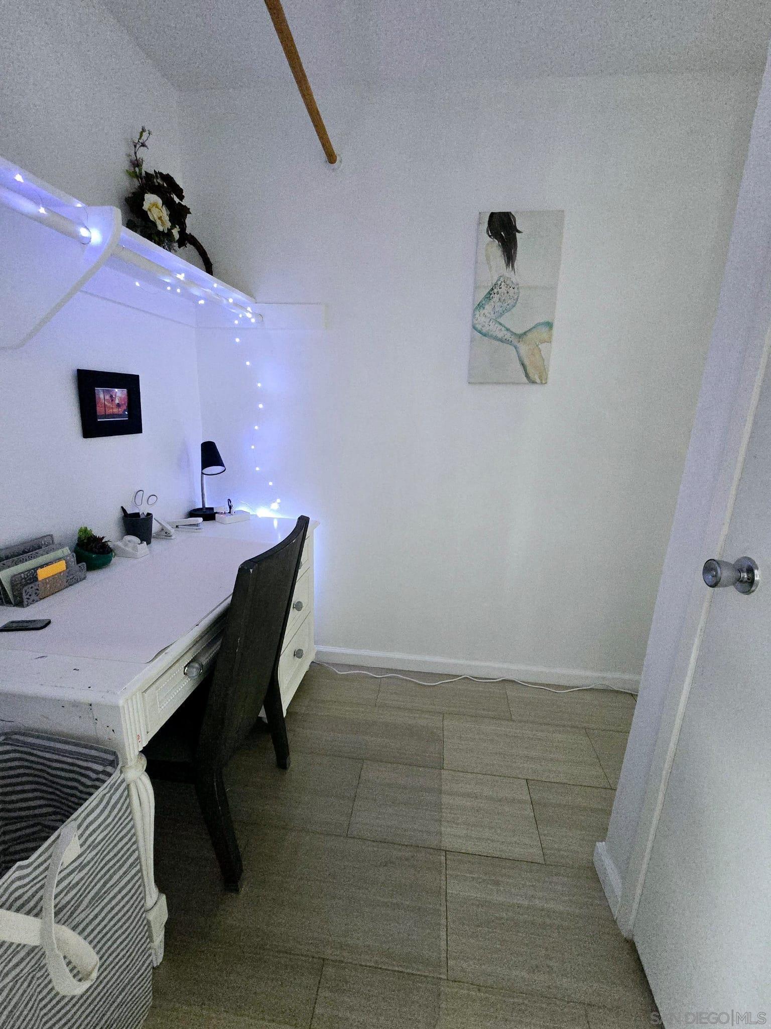 Detail Gallery Image 13 of 23 For 6333  Mount Ada Rd.  168, San Diego,  CA 92111 - 1 Beds | 1 Baths