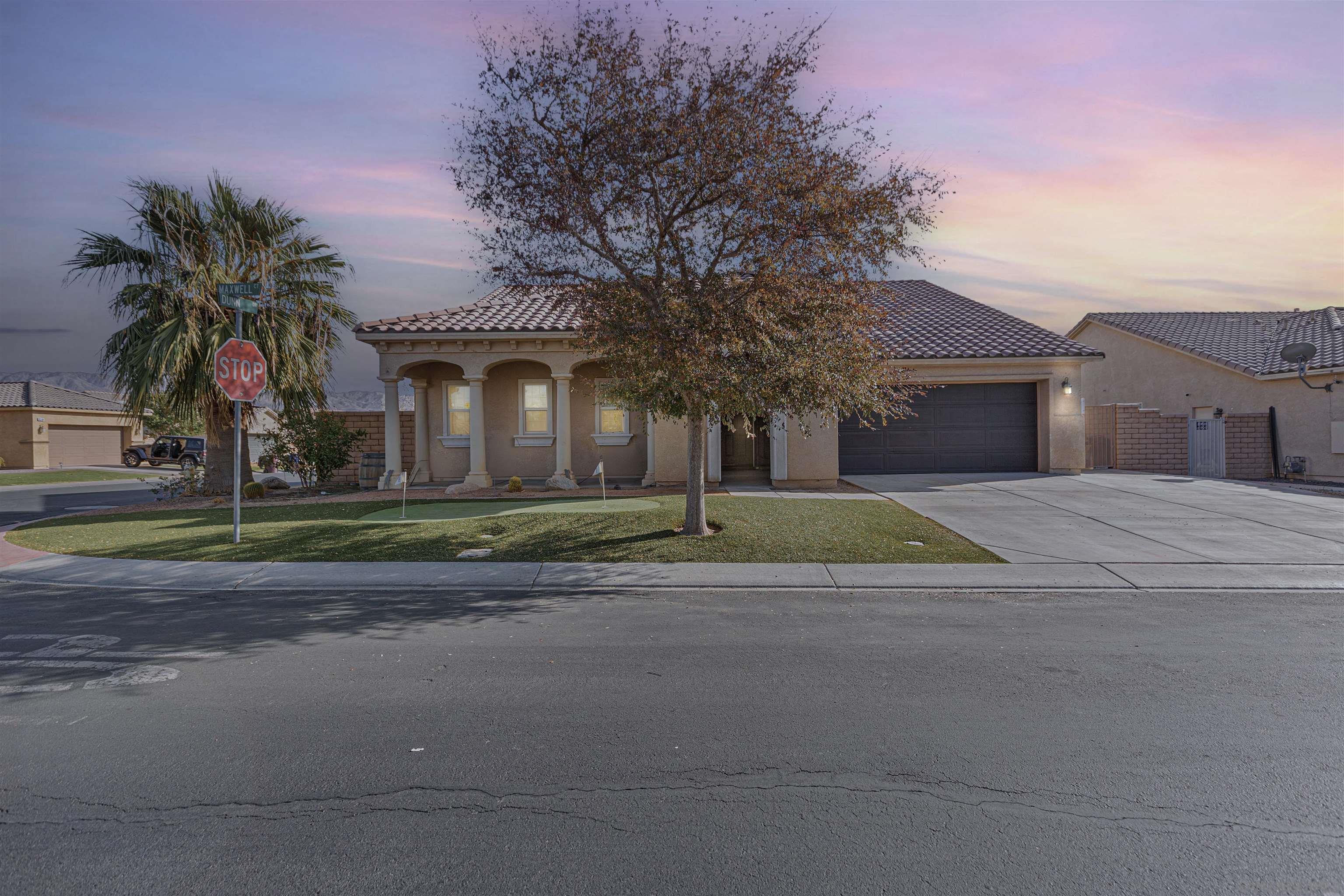 Detail Gallery Image 1 of 1 For 41096  Maxwell Ct, Indio,  CA 92203 - 5 Beds | 3 Baths