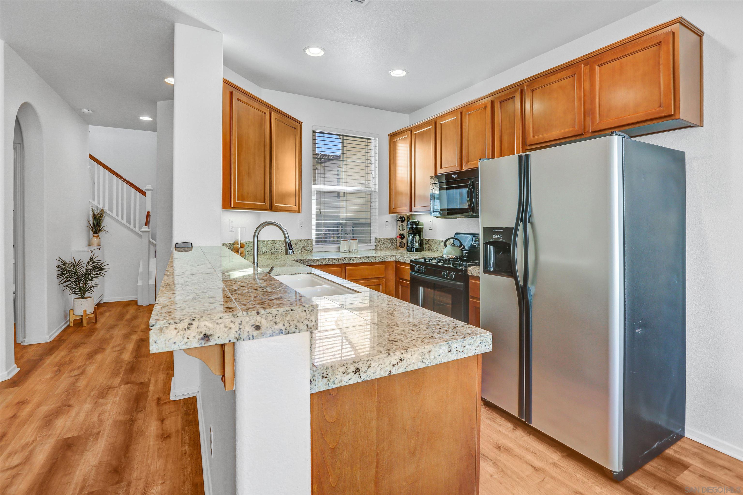 Detail Gallery Image 11 of 36 For 1449  Caminito Sardinia  2, Chula Vista,  CA 91915 - 3 Beds | 2/1 Baths