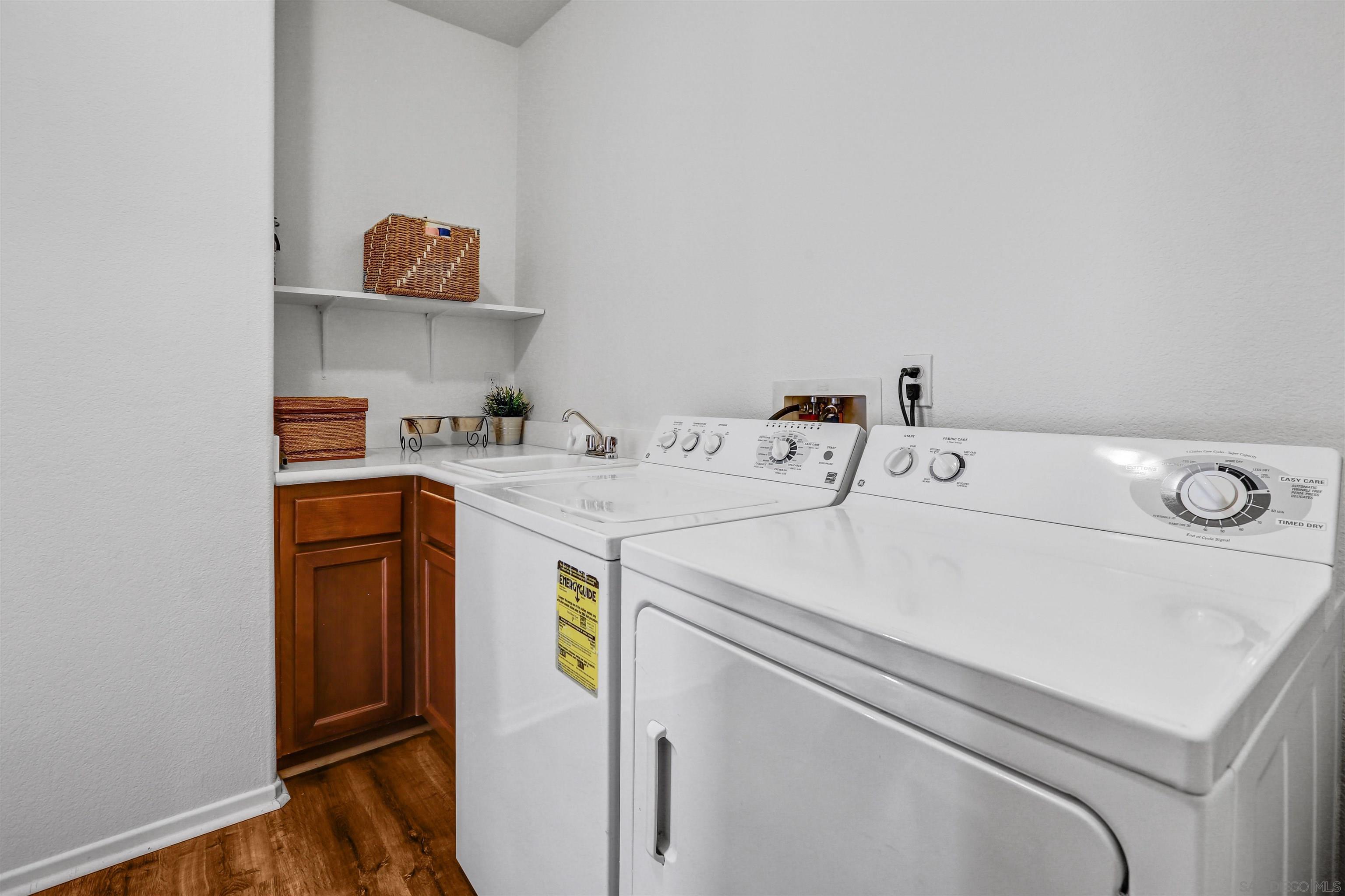 Detail Gallery Image 15 of 36 For 1449  Caminito Sardinia  2, Chula Vista,  CA 91915 - 3 Beds | 2/1 Baths