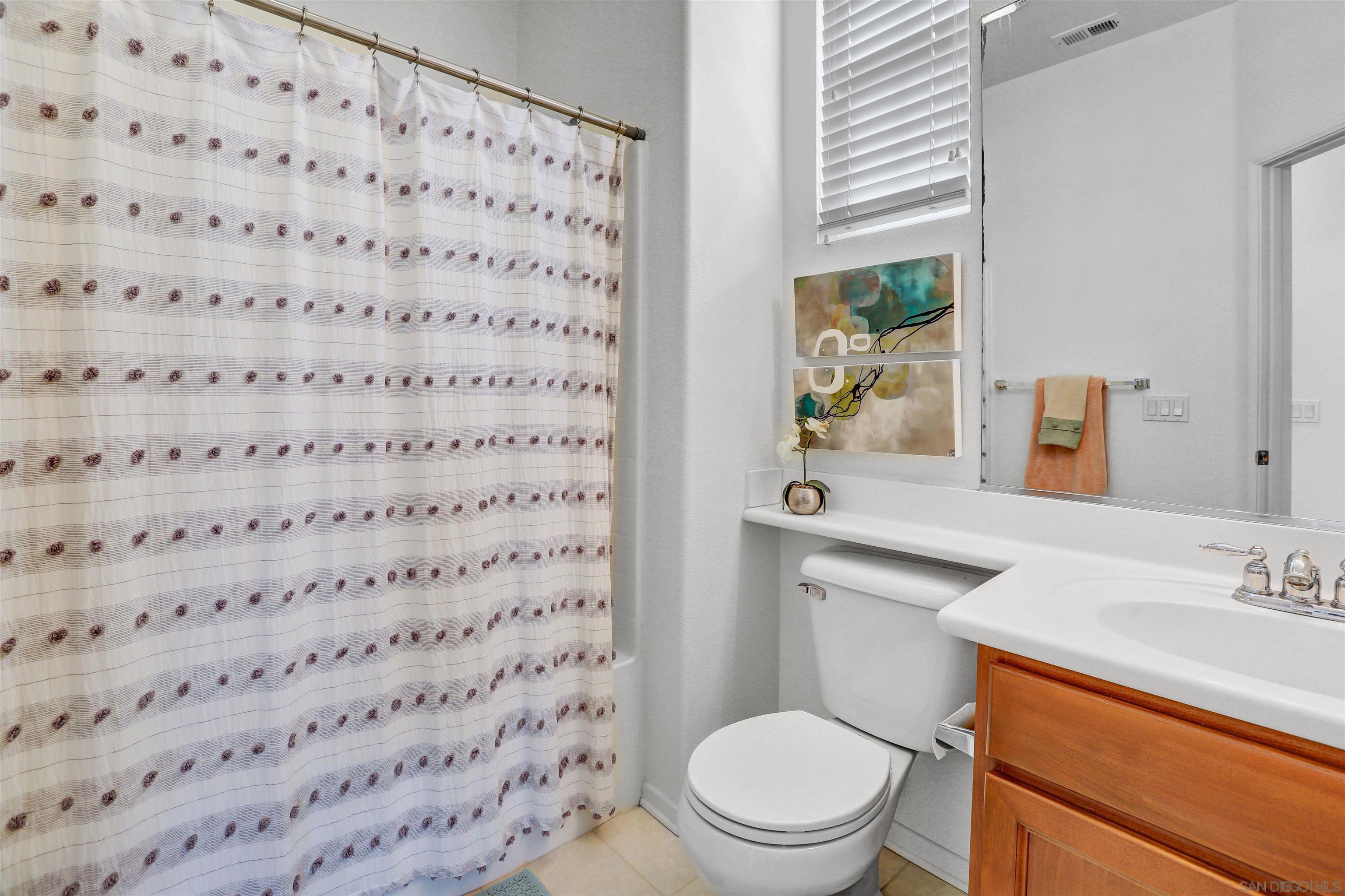 Detail Gallery Image 19 of 36 For 1449  Caminito Sardinia  2, Chula Vista,  CA 91915 - 3 Beds | 2/1 Baths