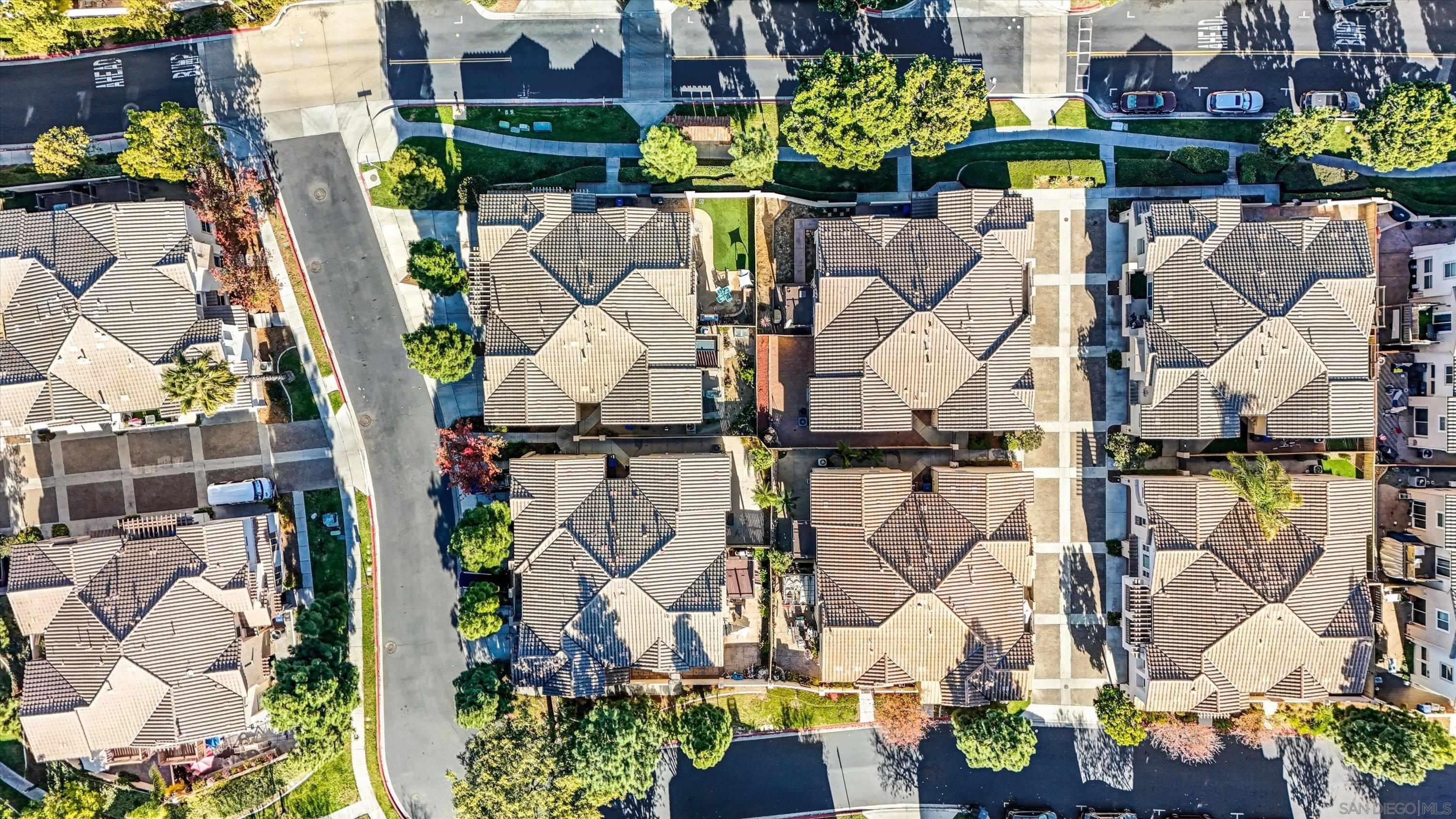 Detail Gallery Image 34 of 36 For 1449  Caminito Sardinia  2, Chula Vista,  CA 91915 - 3 Beds | 2/1 Baths